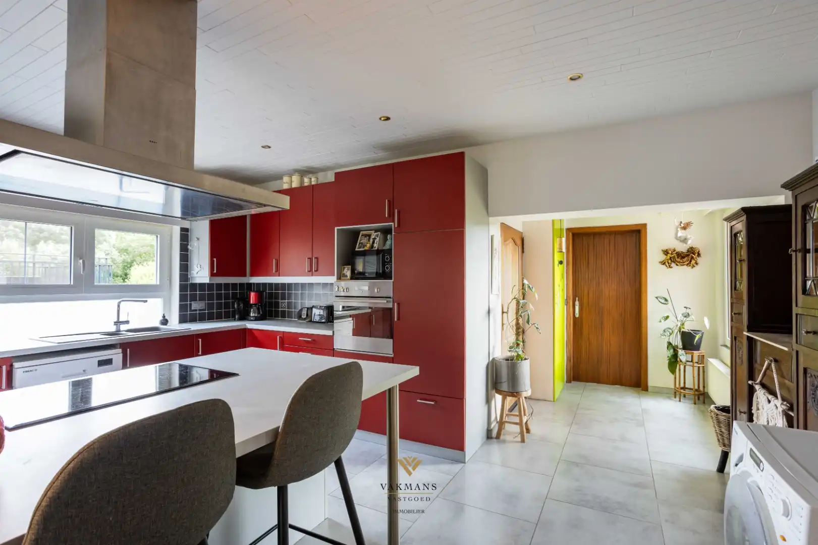 Instapklare gezinswoning met prachtige zuidgerichte tuin foto 12