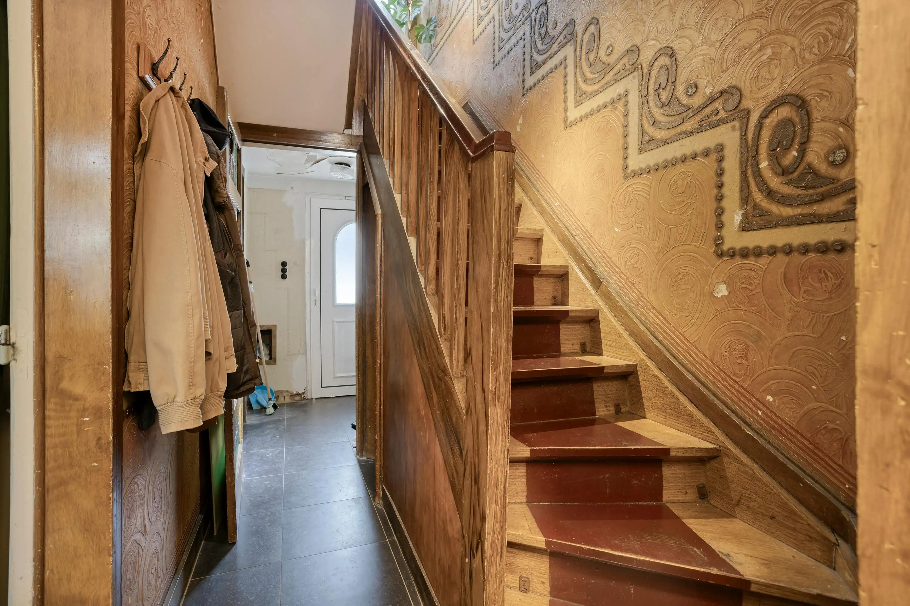 Huis met 3 slaapkamers en tuin in de Unitaswijk te deurne! foto 6