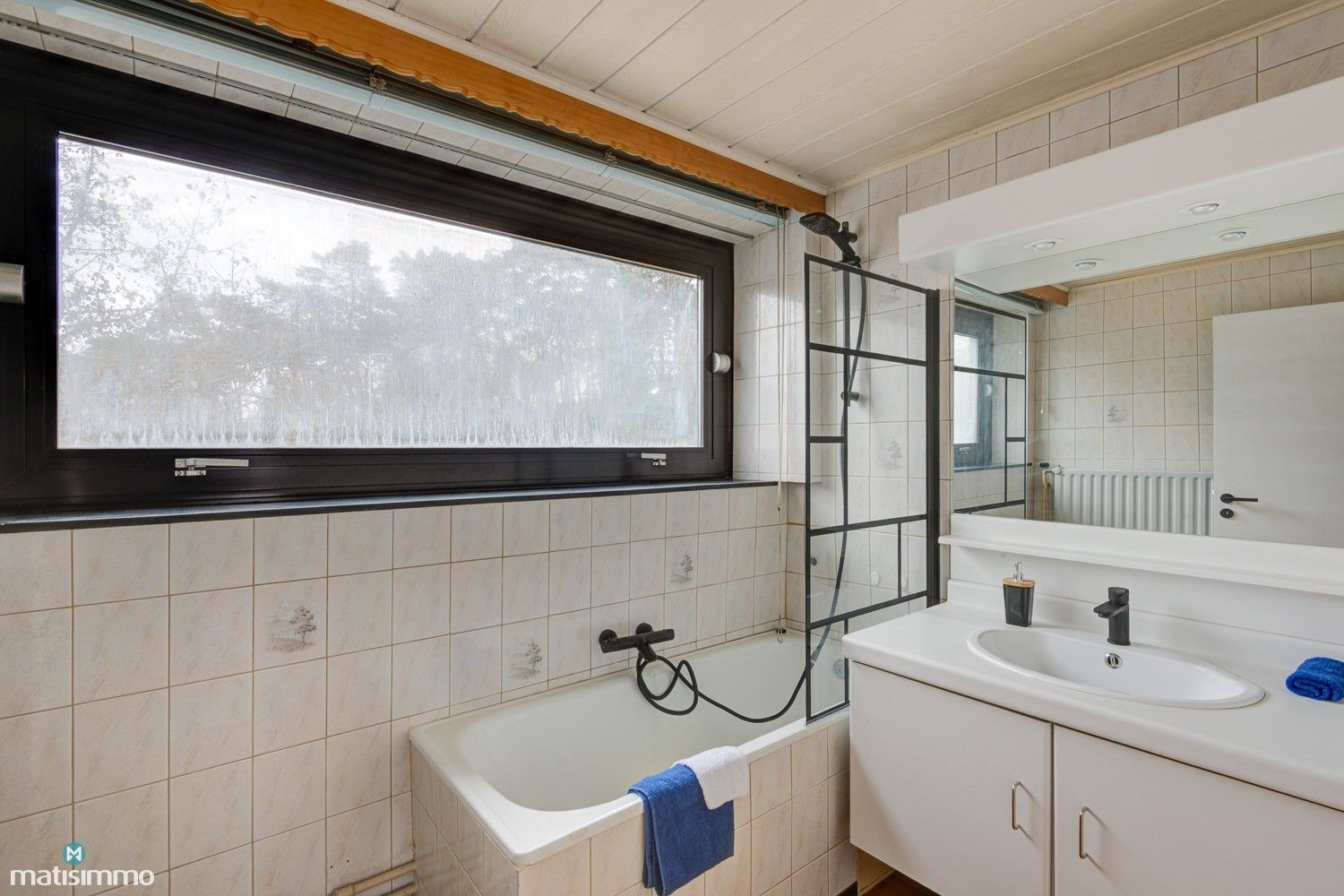 GERENOVEERDE GEZINSWONING MET 3 SLAAPKAMERS, GARAGE EN TUIN NABIJ CENTRUM GENK foto 9