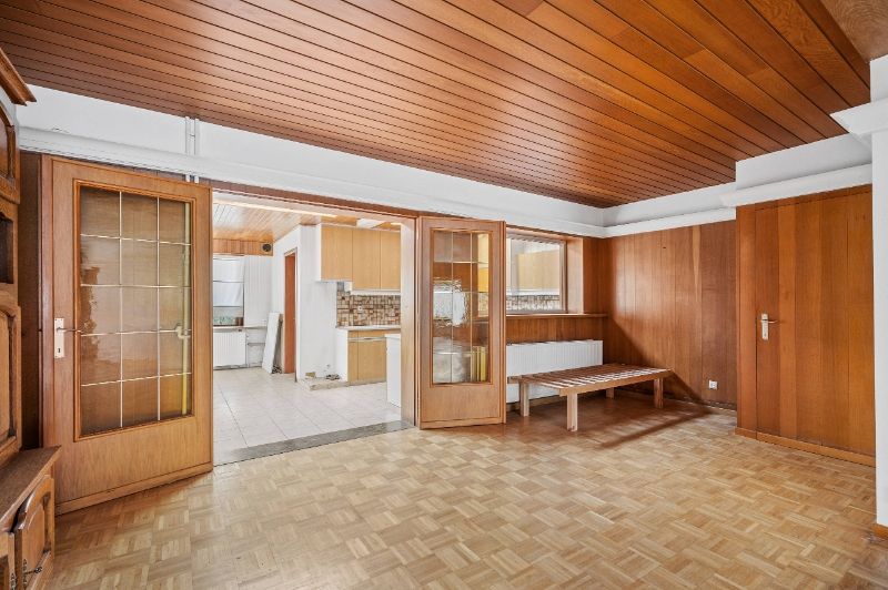 Ruime woning van 260m² op 4a25ca met 4 slaapkamers foto 7
