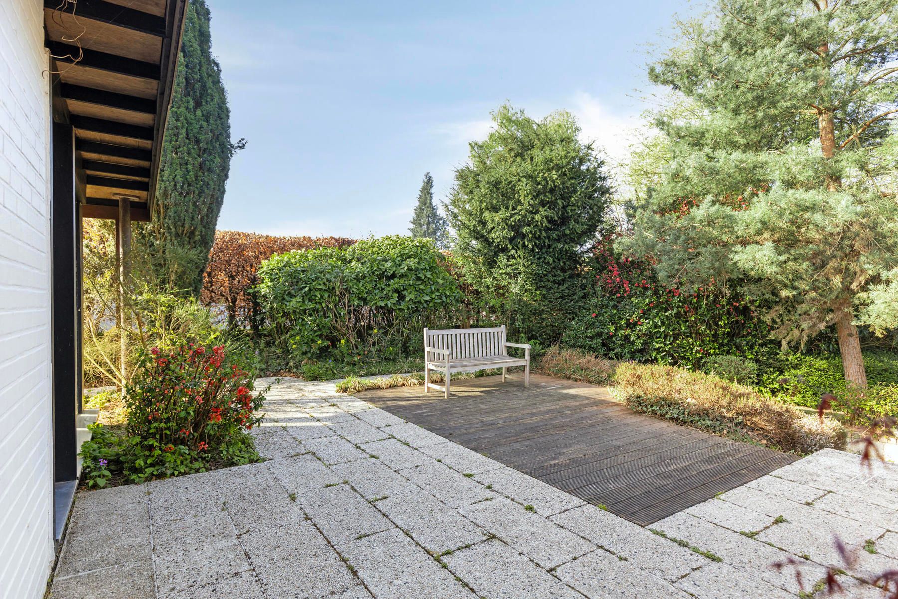 Te renoveren architecturale villa op ruim perceel van 18are foto 25