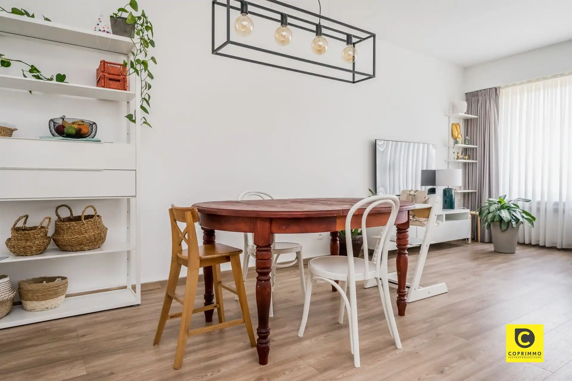 Ruim 3 slaapkamer appartement! foto 5