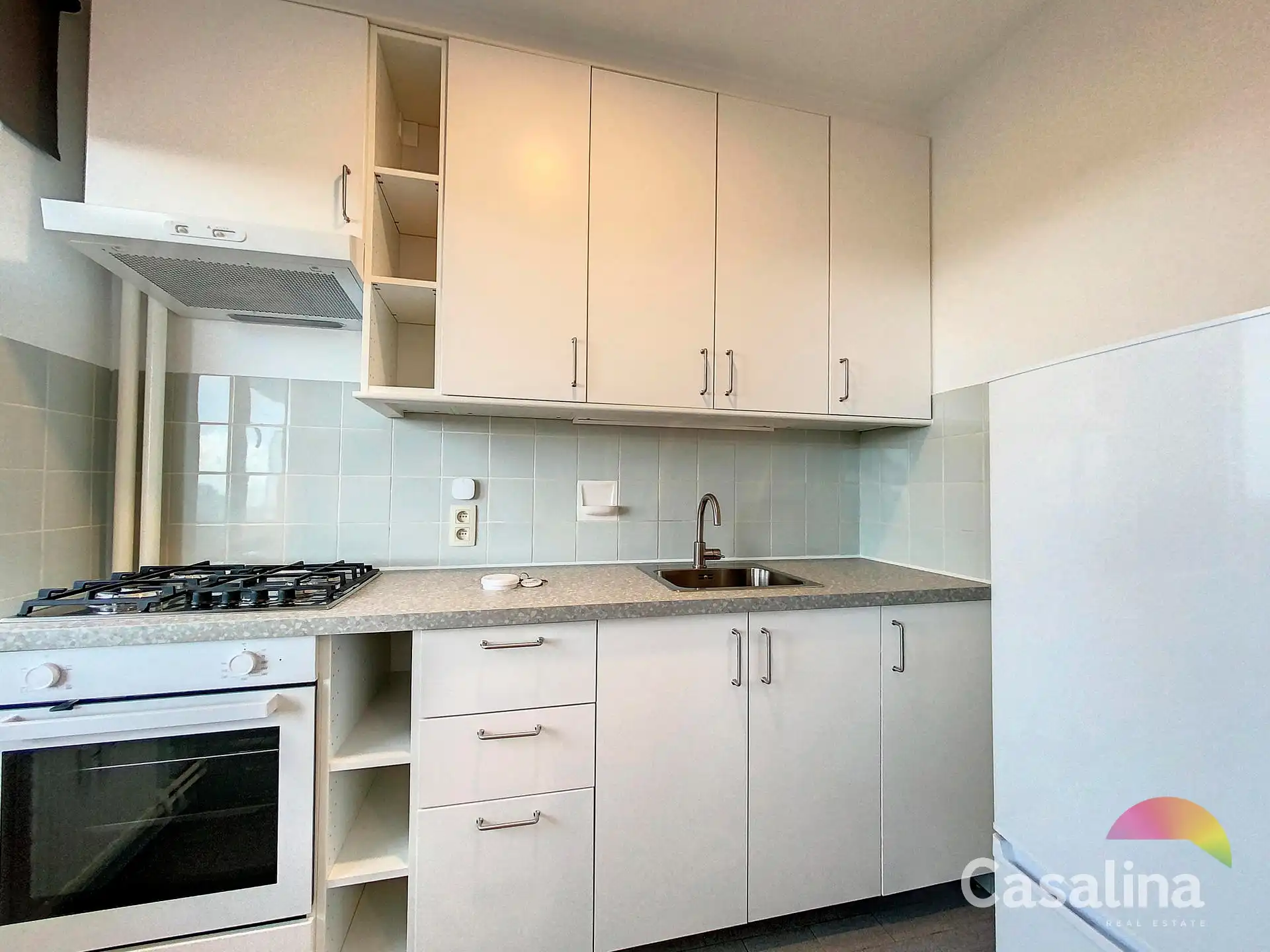 CASALINA Real Estate - Gezellige studio met terras foto 5