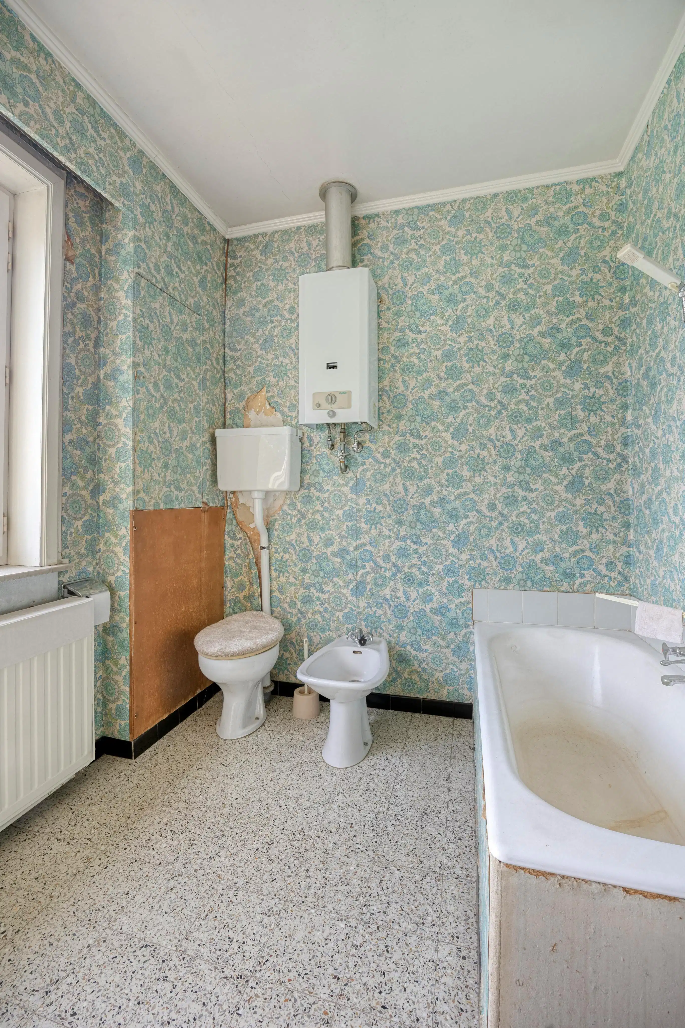 Charmante 2-gevelwoning met eindeloos potentieel op een groot perceel in Strombeek-Bever foto 14