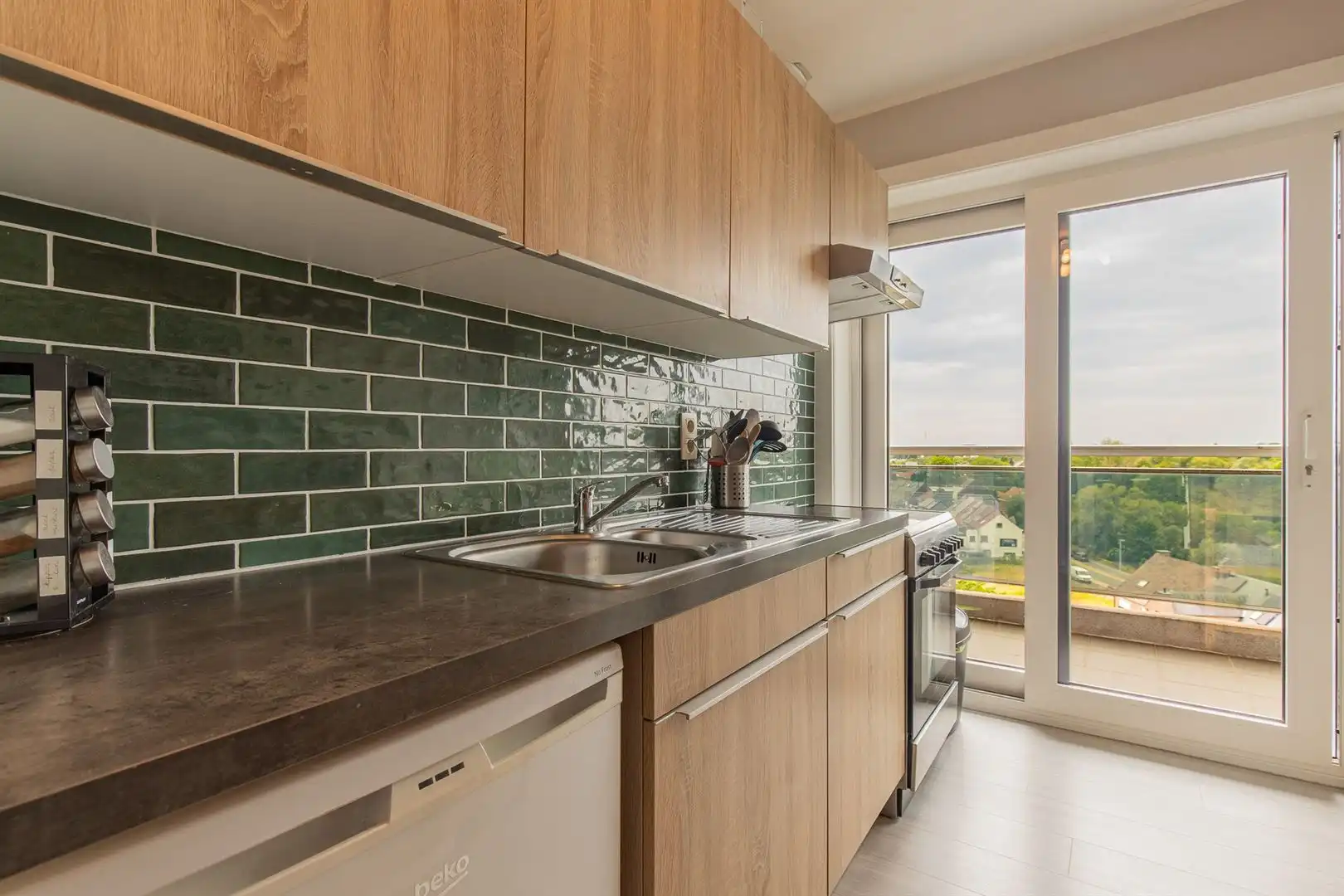 Instapklaar gerenoveerd 1-slaapkamerappartement met prachtig uitzicht op de Brusselse Forten foto 11