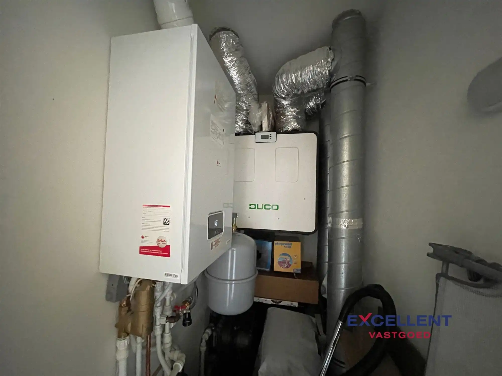 Recente energiezuinige woning te huur in Olsene! foto 12