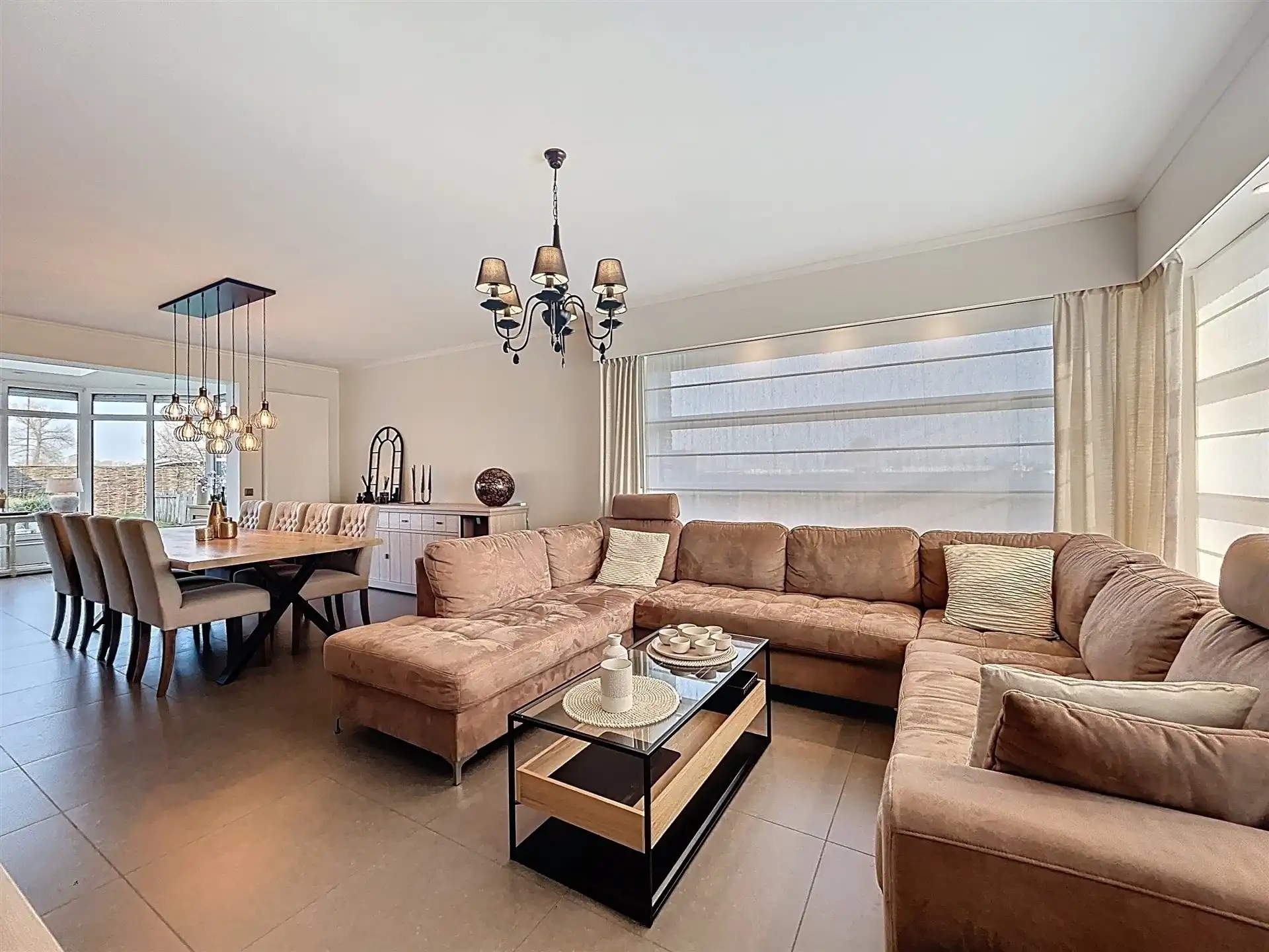 Ruime woning met bijbouw en weide op perceel van 6790 m²  foto 4