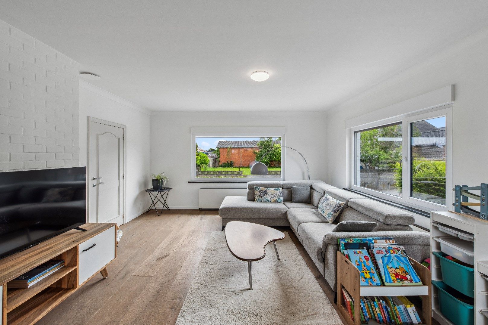 Bungalow met nieuw dak, 3 slaapkamers en garage foto 9