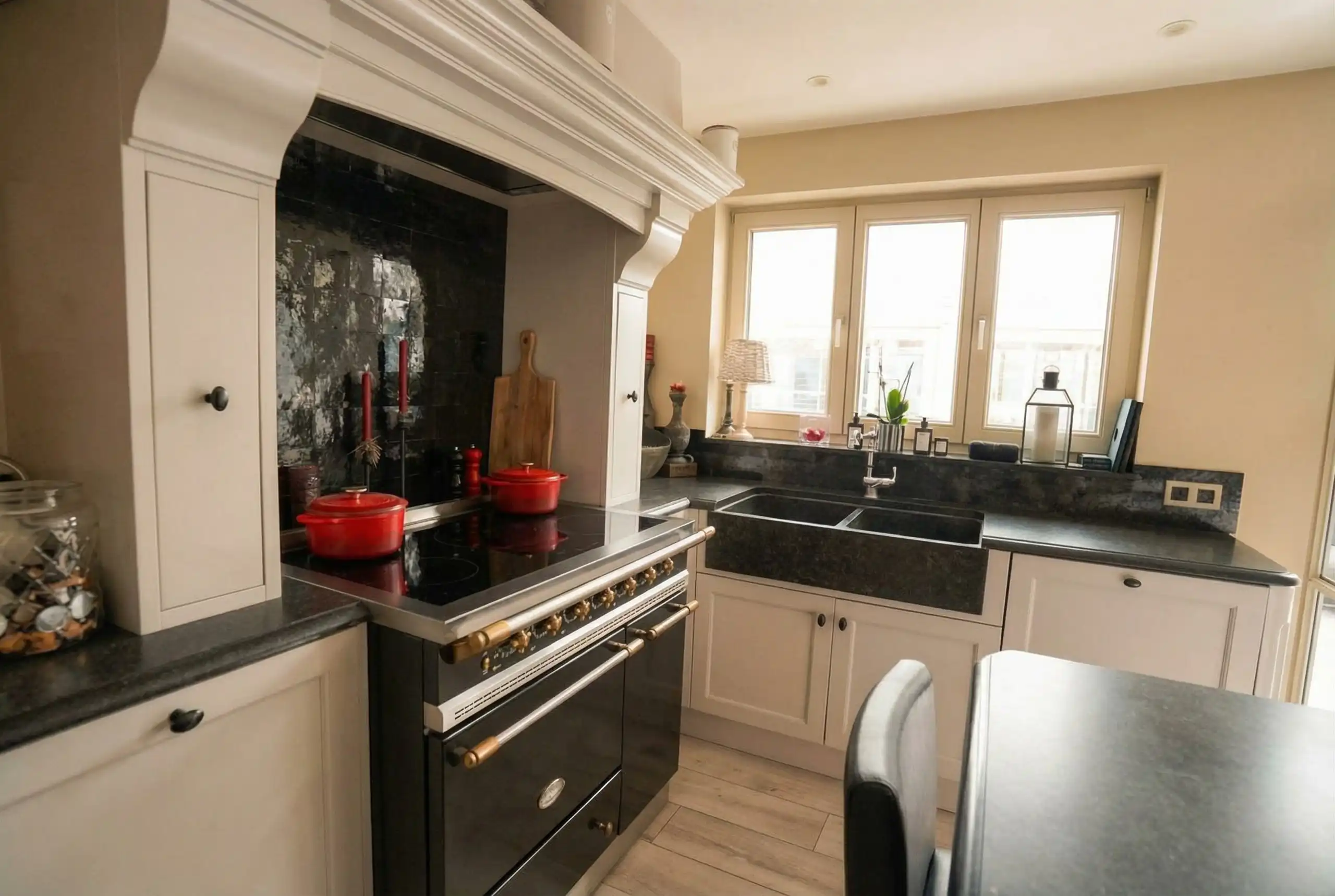 Ruime villa op 1.617 m² met kantoor/praktijk aan huis foto 9