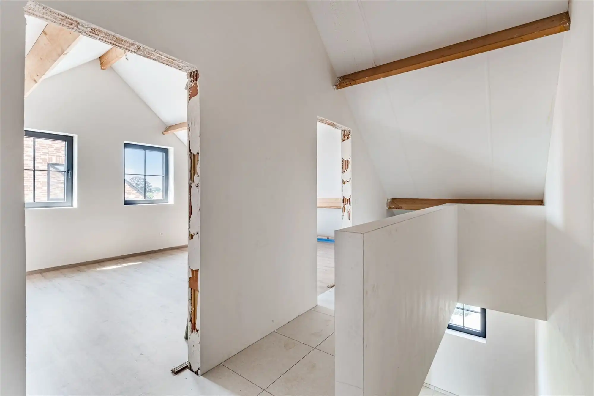 Afgewerkte BEN-woning op zeer rustige locatie te Molenbeersel foto 14