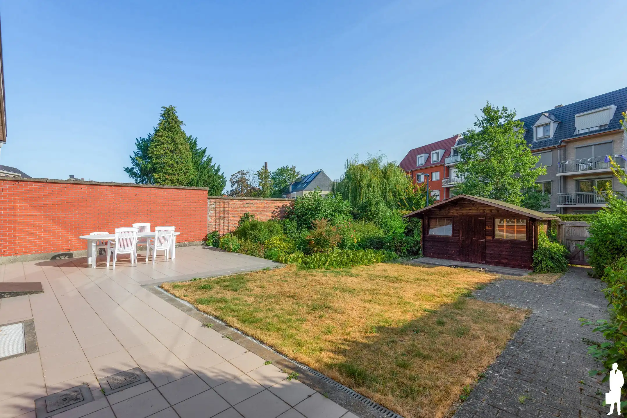 Te renoveren woning met veel mogelijkheden foto 6
