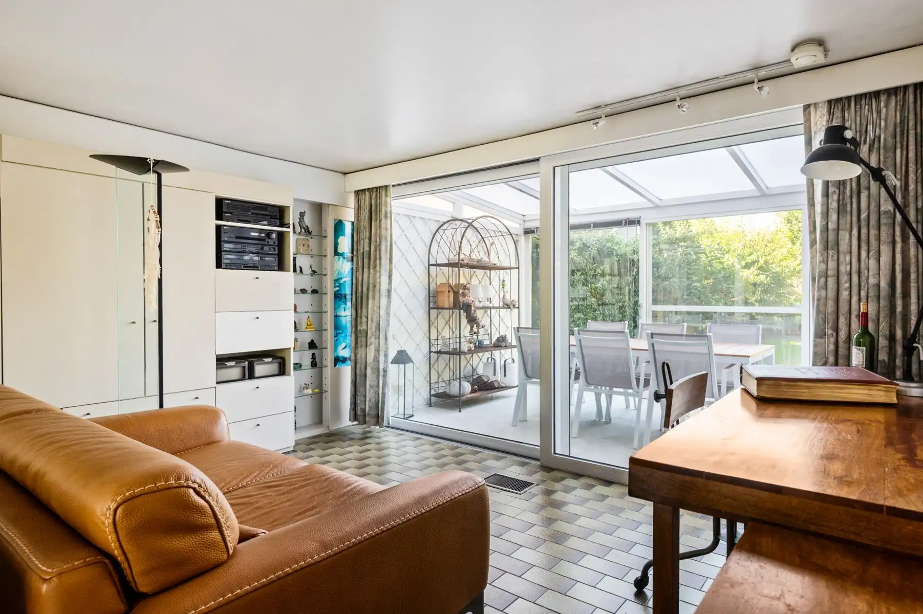 Modernistische woning met 6 slaapkamers en zuidwesttuin foto 16