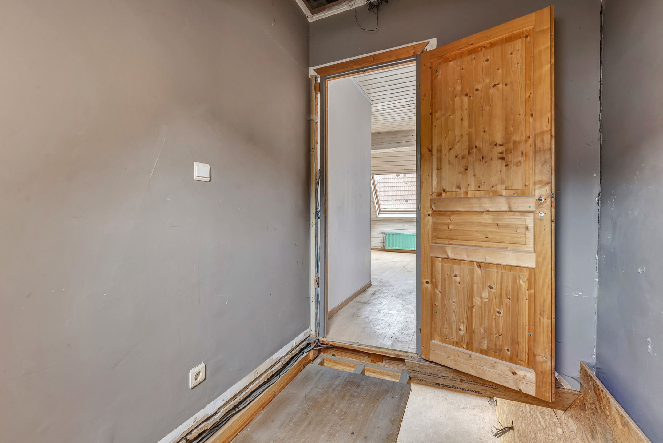 Te renoveren stadswoning nabij Markt Geraardsbergen. foto 14