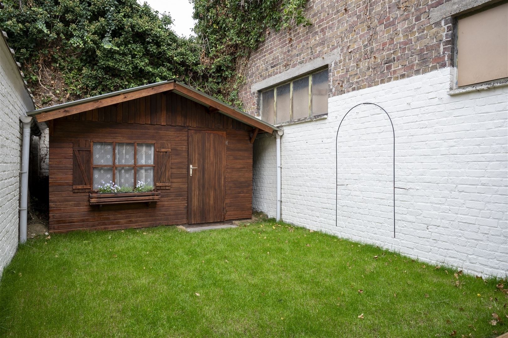 volledig gerenoveerde woning met authentieke elementen foto 19