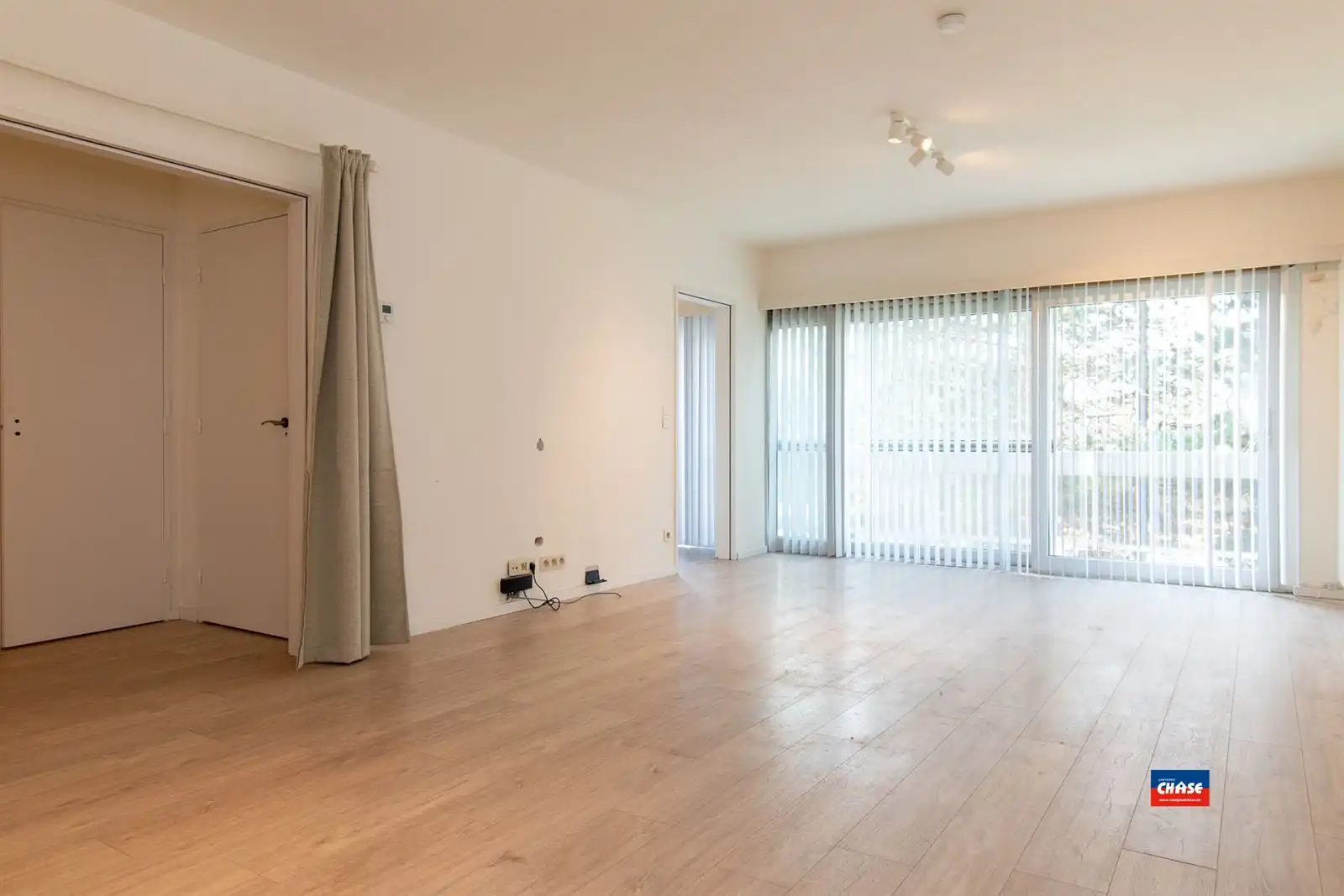 Modern, ruim appartement te Hoboken foto 3