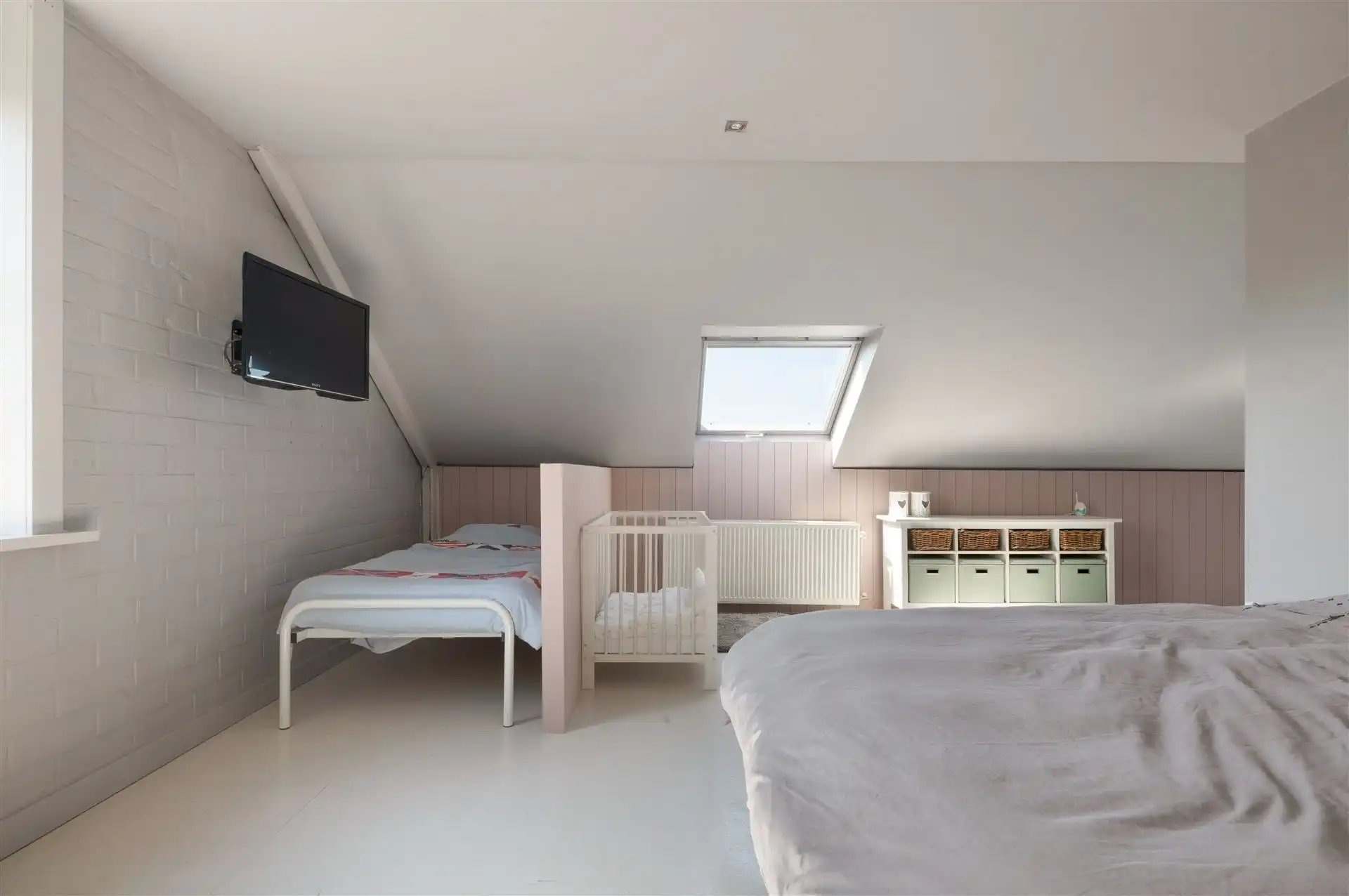 Handelspand mét instapklare villa én ruime parking foto 15