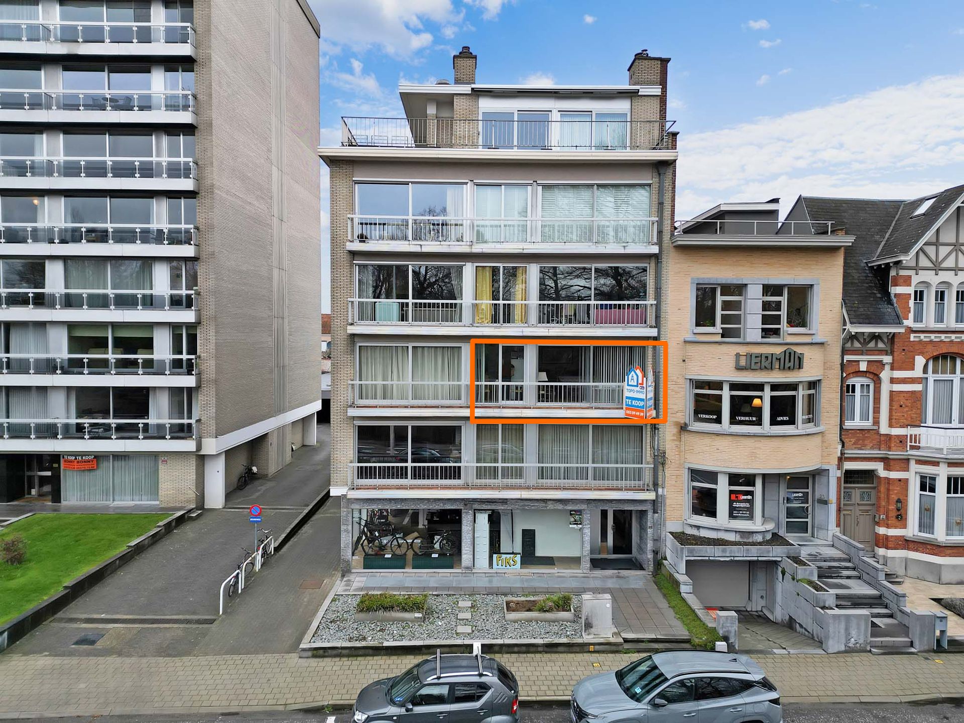 Tweeslaapkamer appartement met garage op toplocatie! foto {{pictureIndex}}