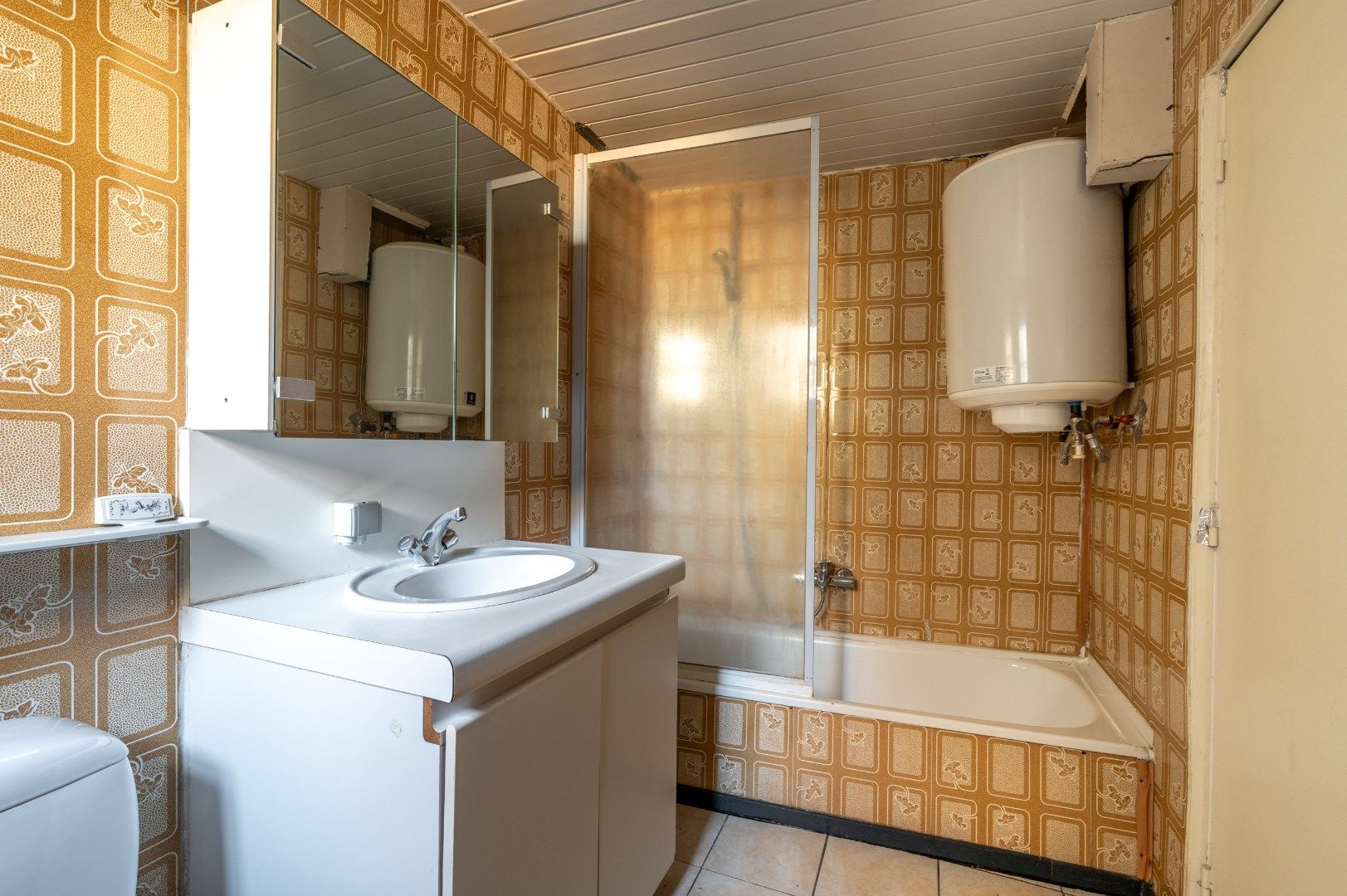 Centraal gelegen huis met 3 kamers en een aangename tuin foto 15