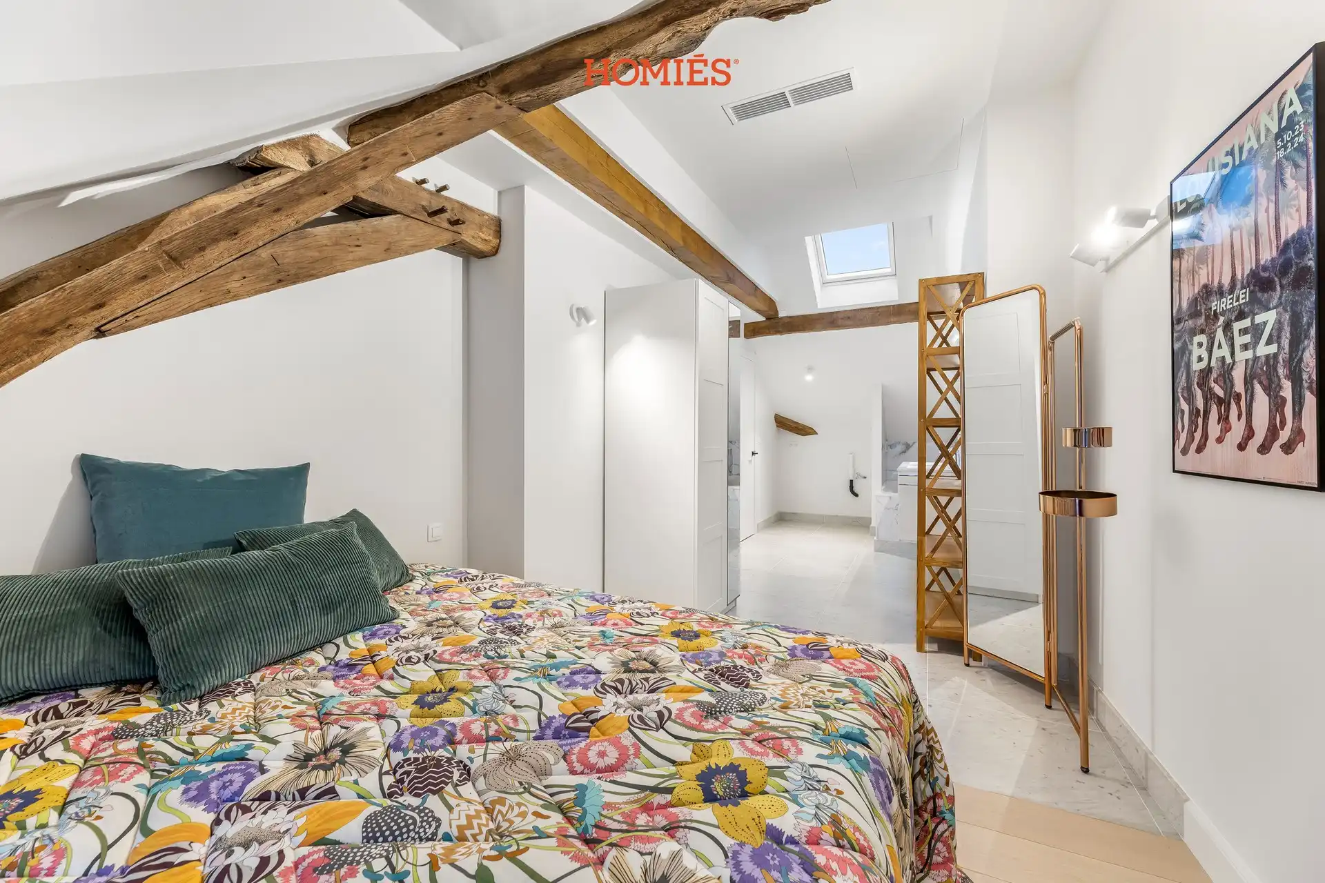 Luxe loft in gerenoveerd historisch pand foto 10