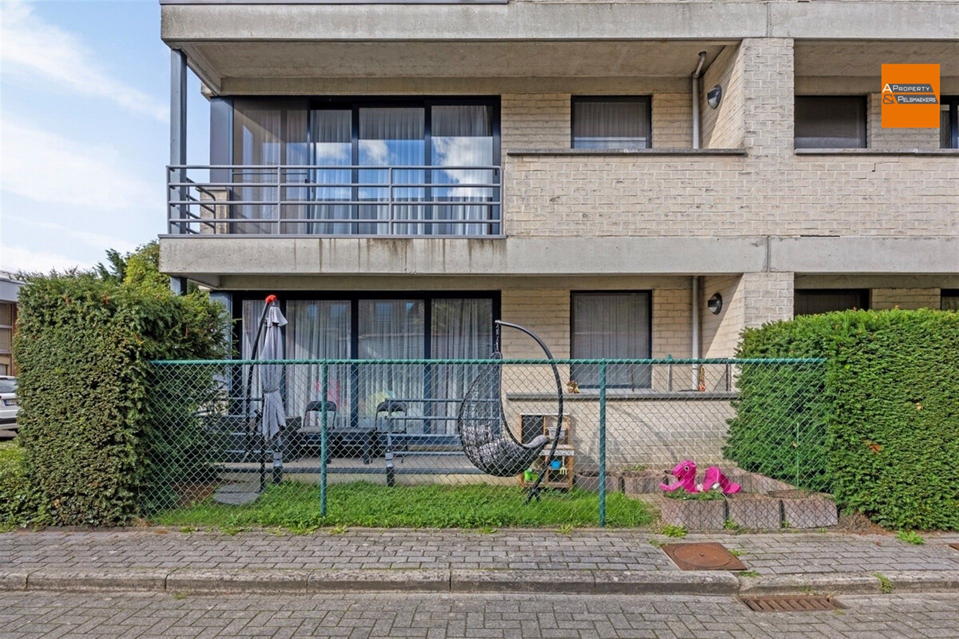 IN OPTIE Appartement 1 slpk met tuintje en garage foto 13