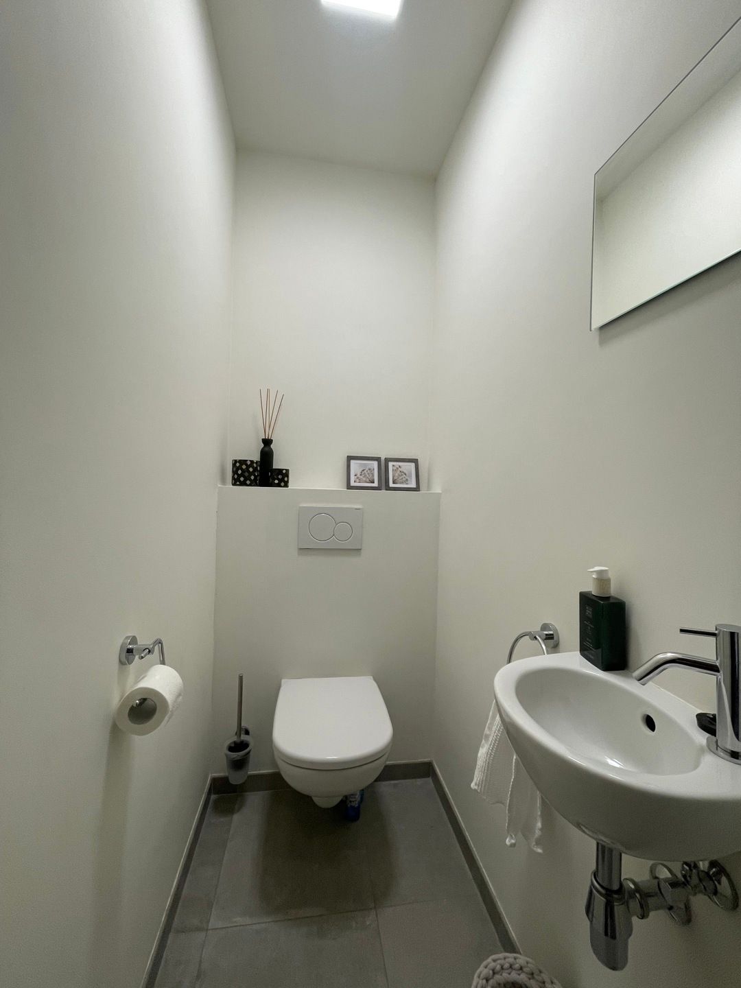 NINOVE-  Gelijkvloers appartement met tuin en garage foto 8