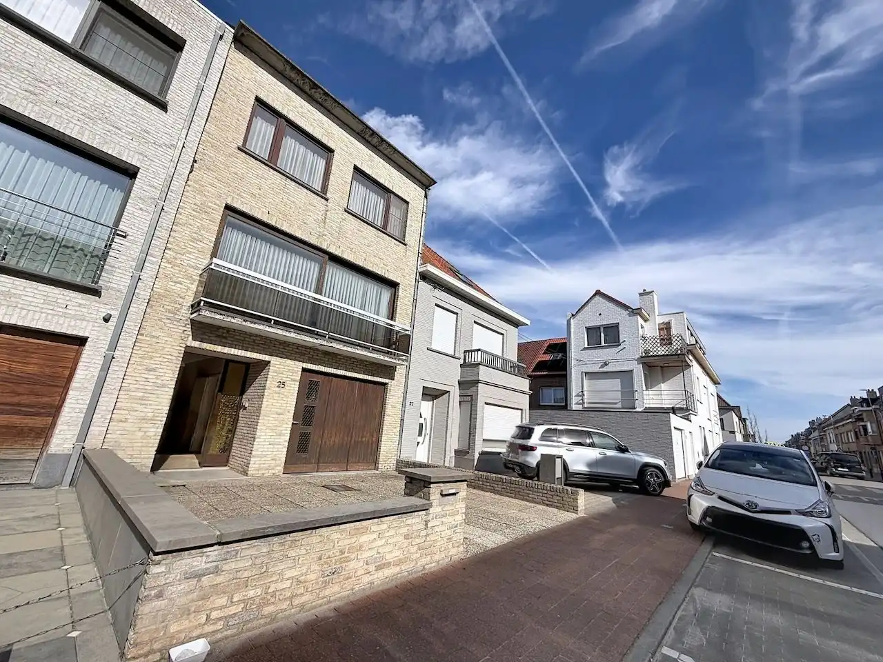 Bel-étage woning met drie slaapkamers en twee garages in het centrum van Heist-Aan-Zee foto 40