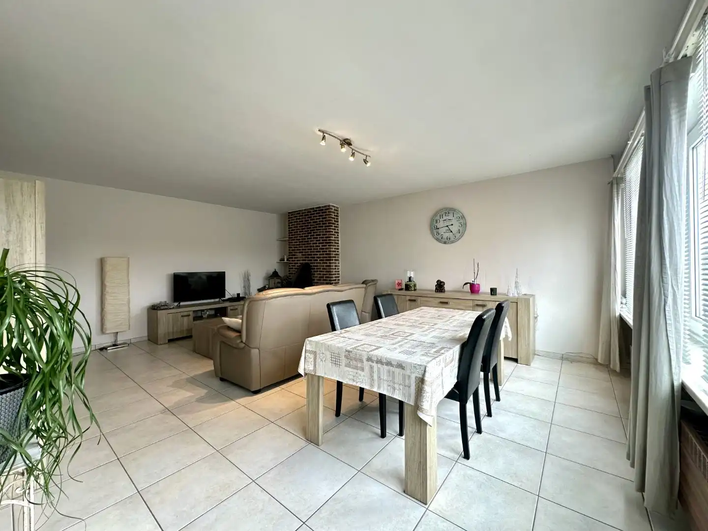 Duplex appartement in het centrum van Sint-Michiels foto 3