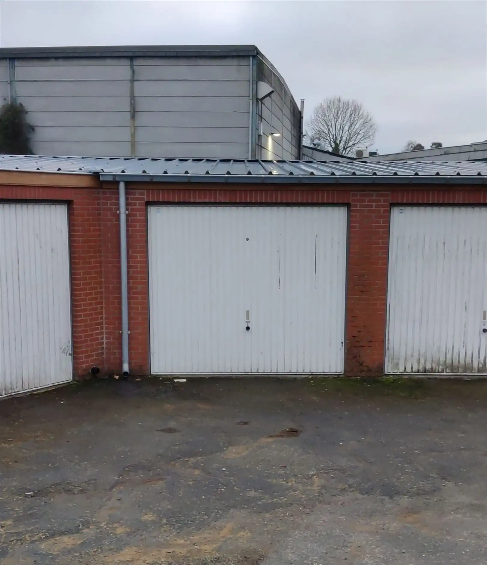Garage te huur Brugsken 135/box 11 - 9100 SINT-NIKLAAS