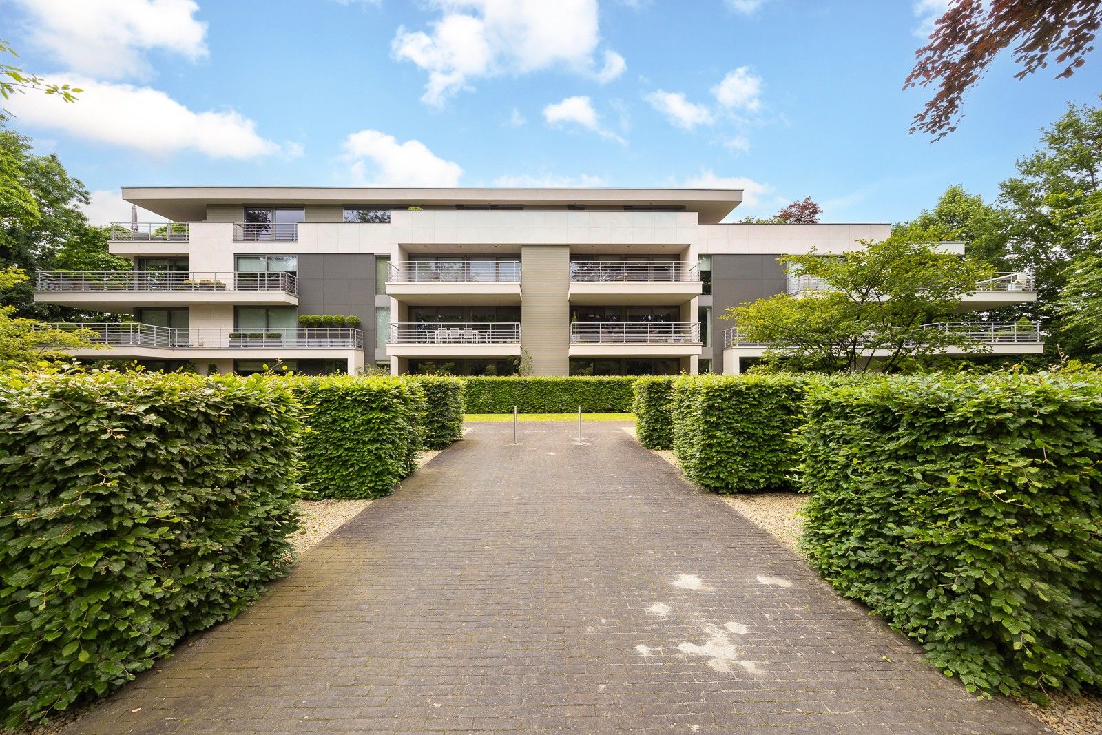 Luxe-appartement met 3 slaapkamer gelegen in een parkresidentie. foto 29