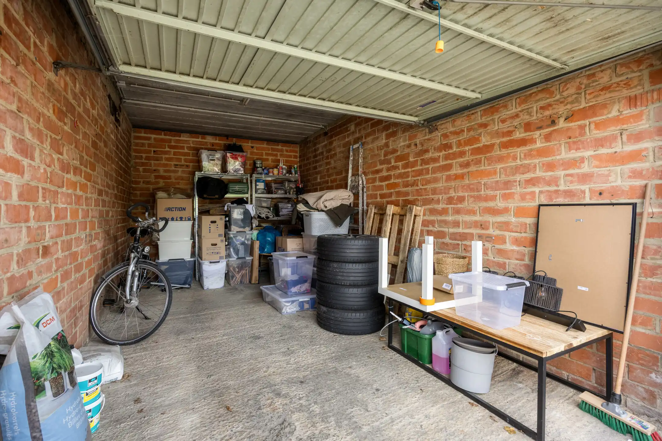 Recent gerenoveerd twee slaapkamerappartement te Wilsele foto 16
