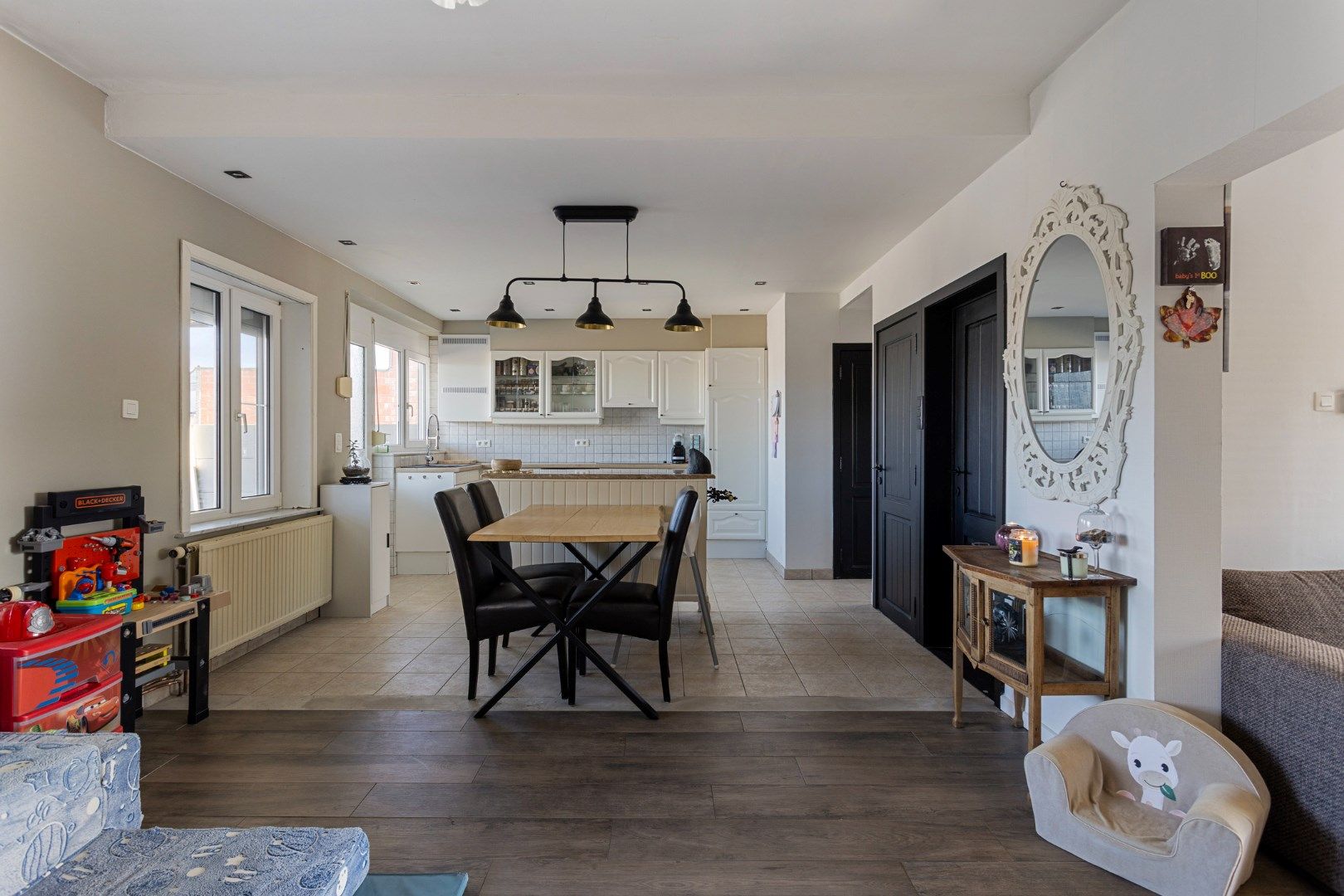 Charmante instapklare woning met 3 slpks, gelegen in Mol - Ezaart op een perceel van 794 m² !  foto 5