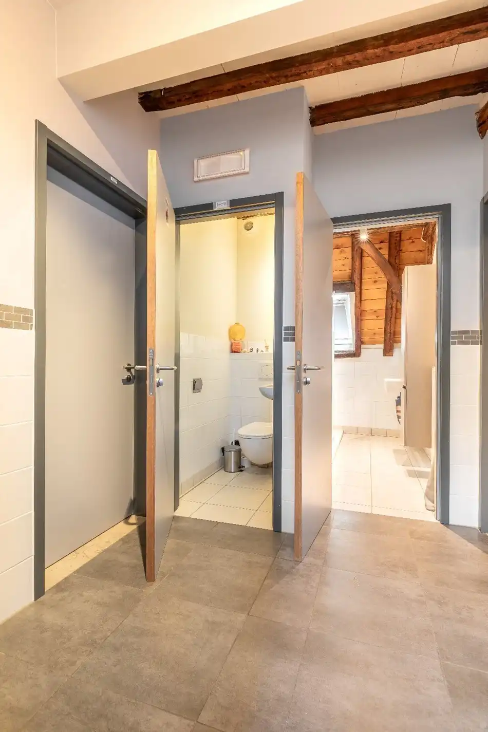 Bemeubelde studentenkamers in Leuven foto 6