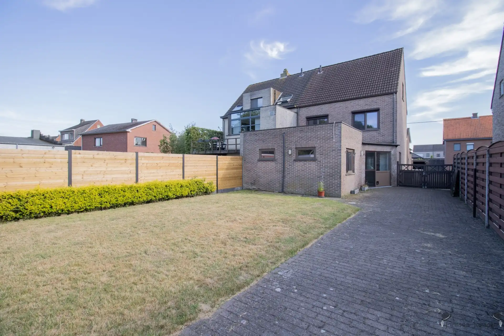 HOB met 3 slaapkamers en uitpandige garage op 501 m² foto 21