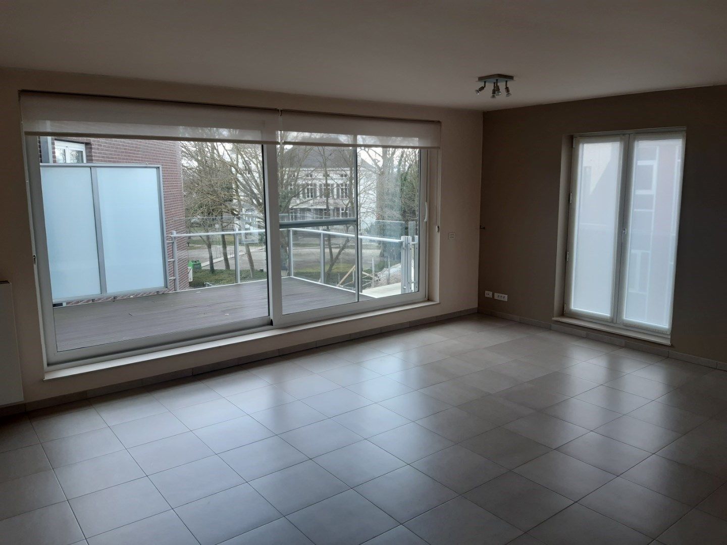Exclusief en ruim wonen. foto {{pictureIndex}}