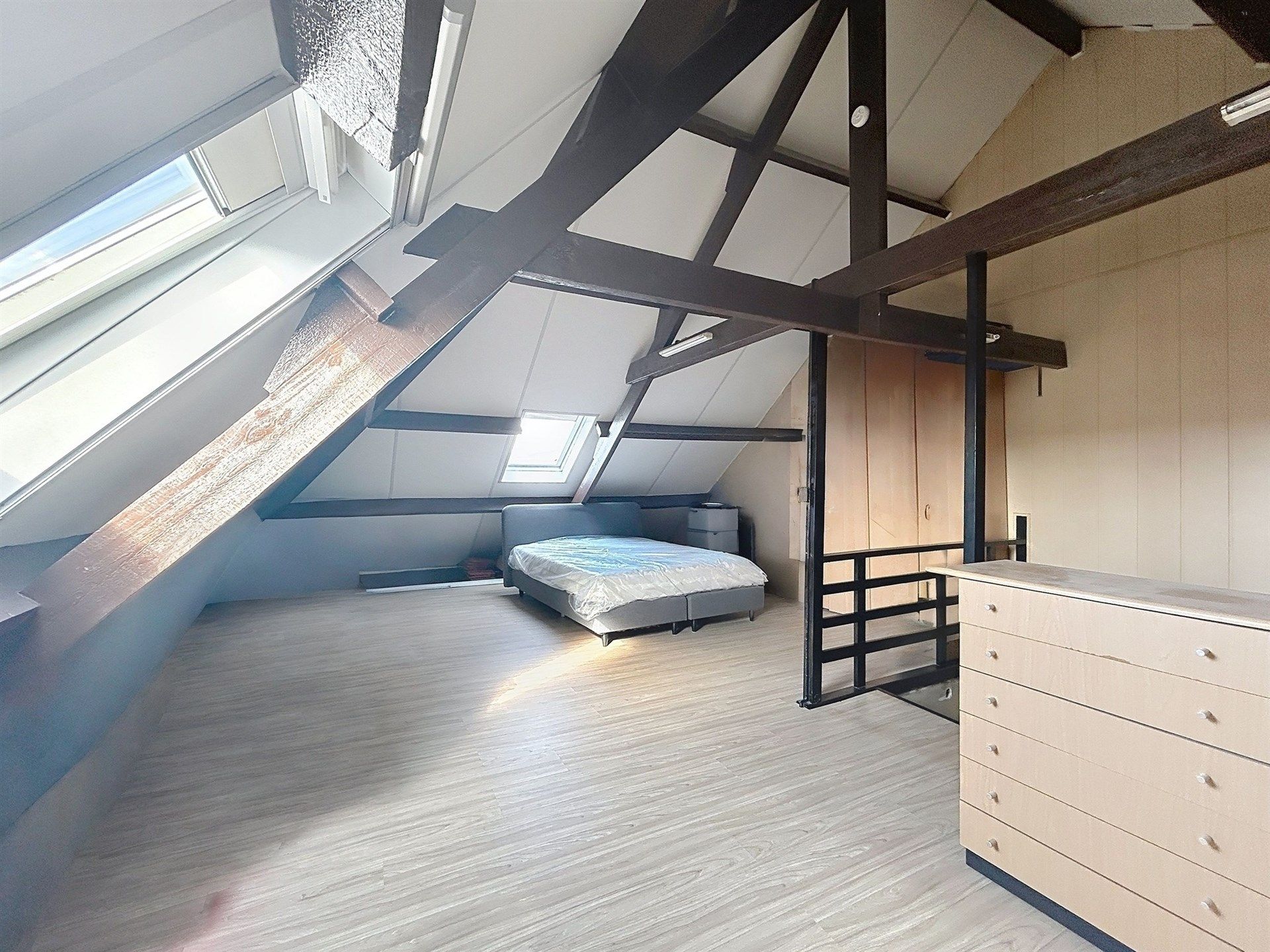 instapklare gezinswoning met 4 slaapkamers op perceel van  foto 15