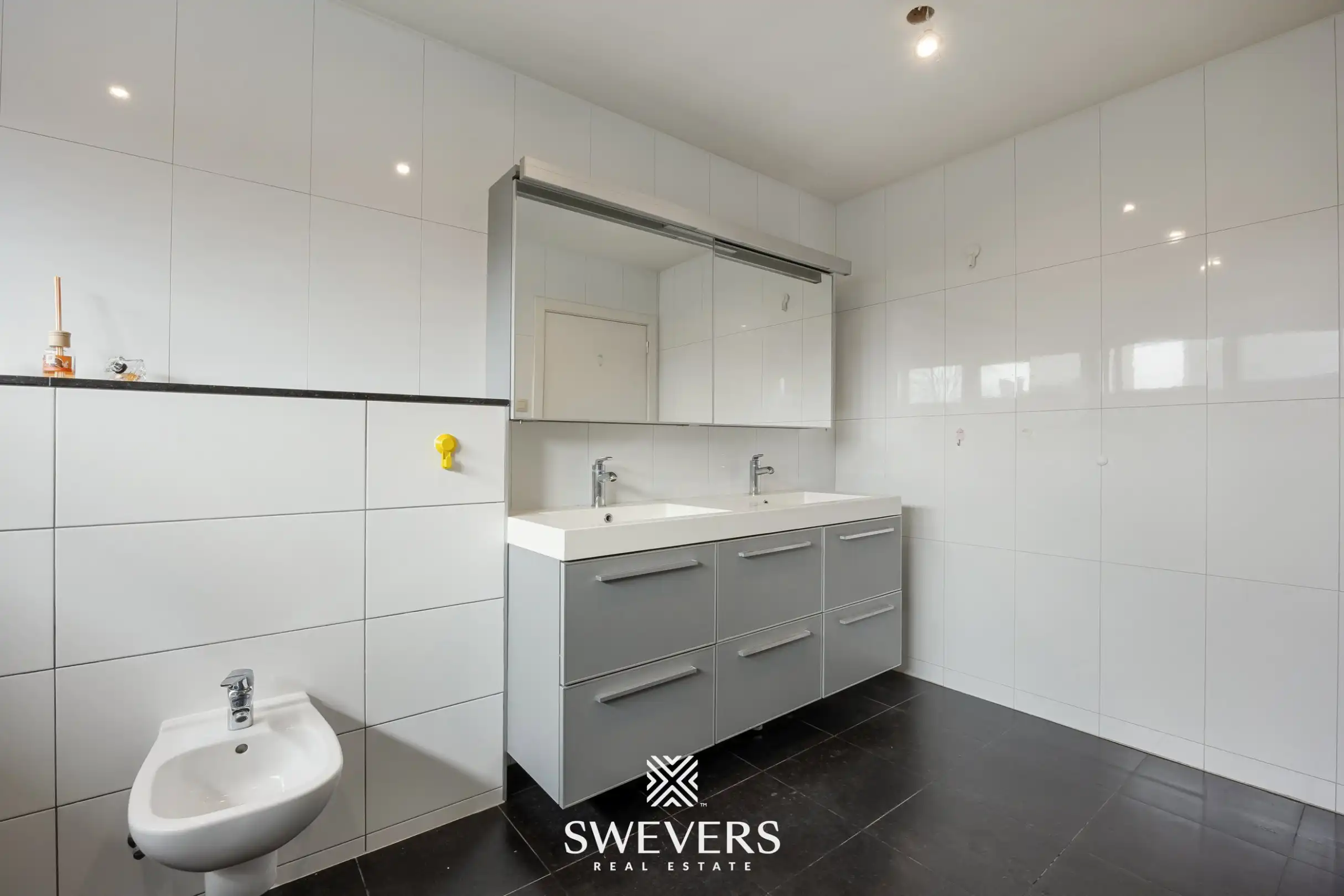 Ruime woning met 5 slaapkamers en binnenzwembad foto 15