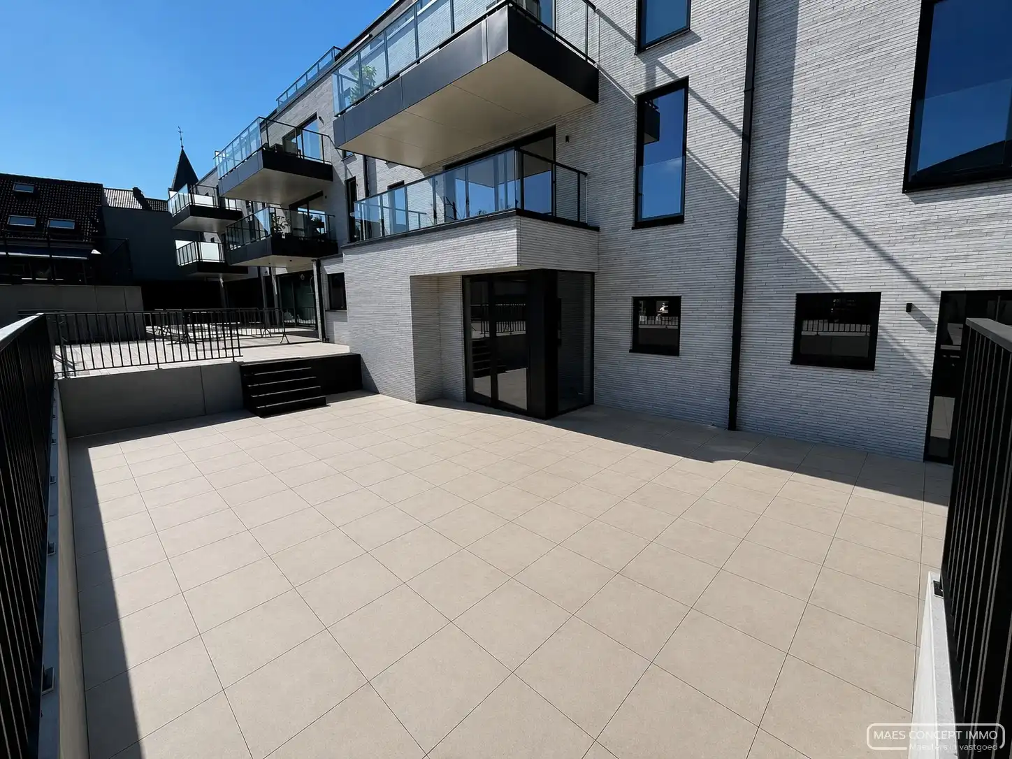 Horecapand te koop van 155 m2 met 135 m2 terras in centrum Anzegem foto 2