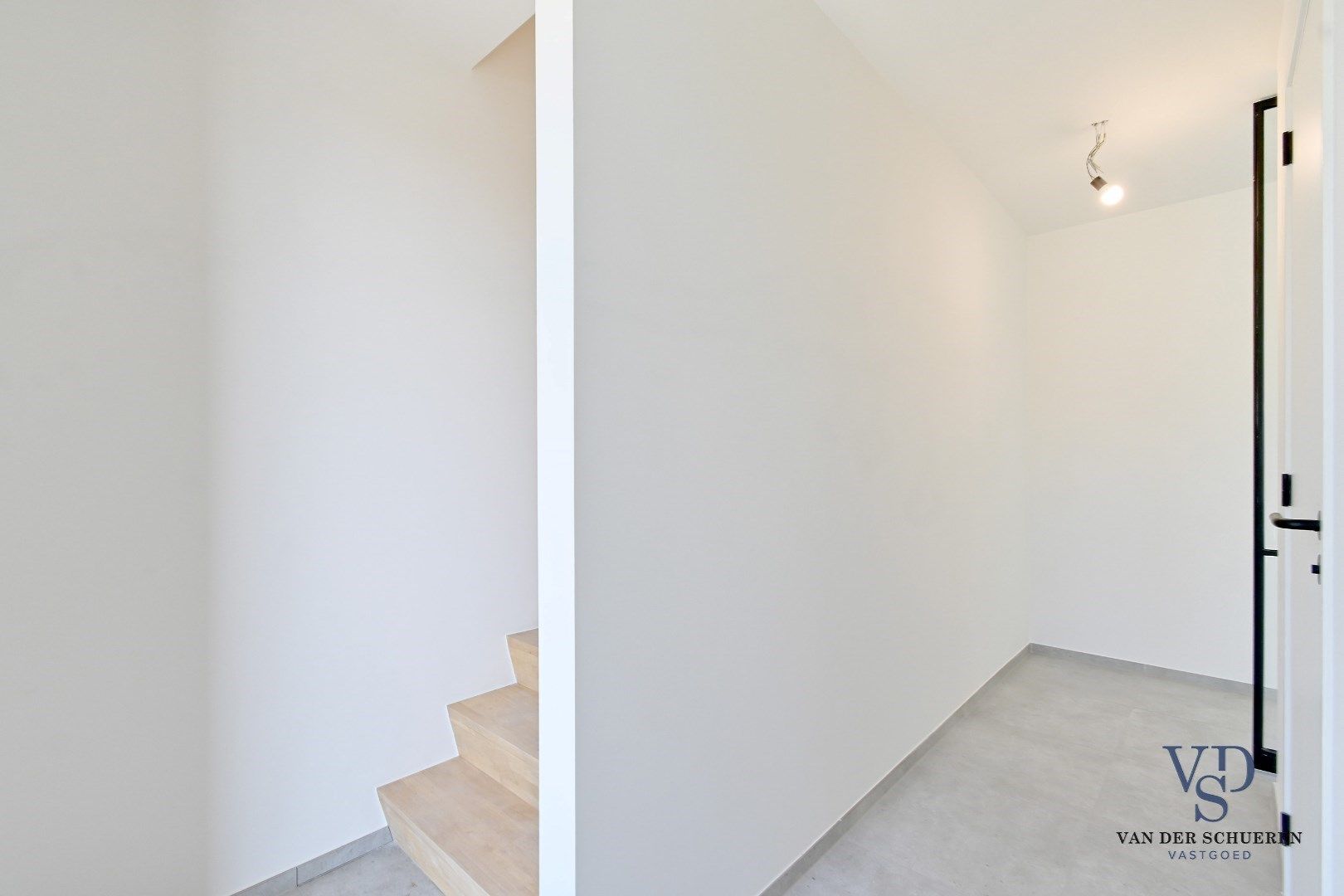 Half open bebouwing met afzonderlijke garage foto 15