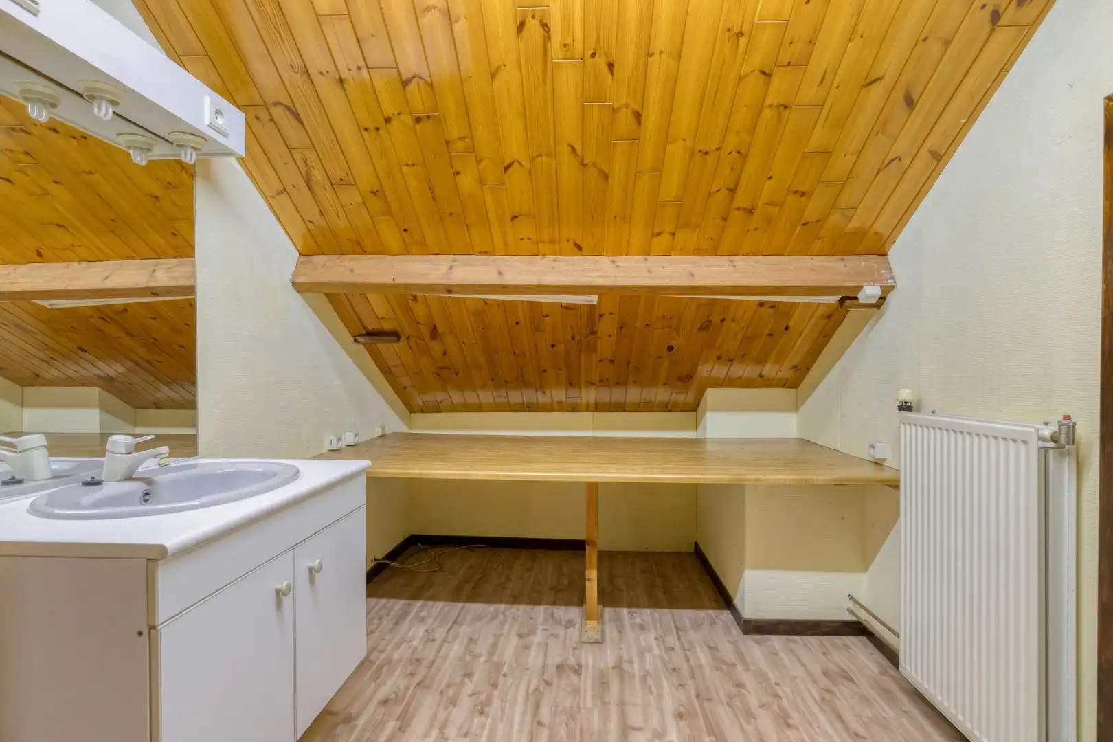 Halfopen bebouwing met 3 slaapkamers, bereikbare zolder in Kumtich! - EPC 366 kWh/m² - bewoonbare opp.158 m² foto 22