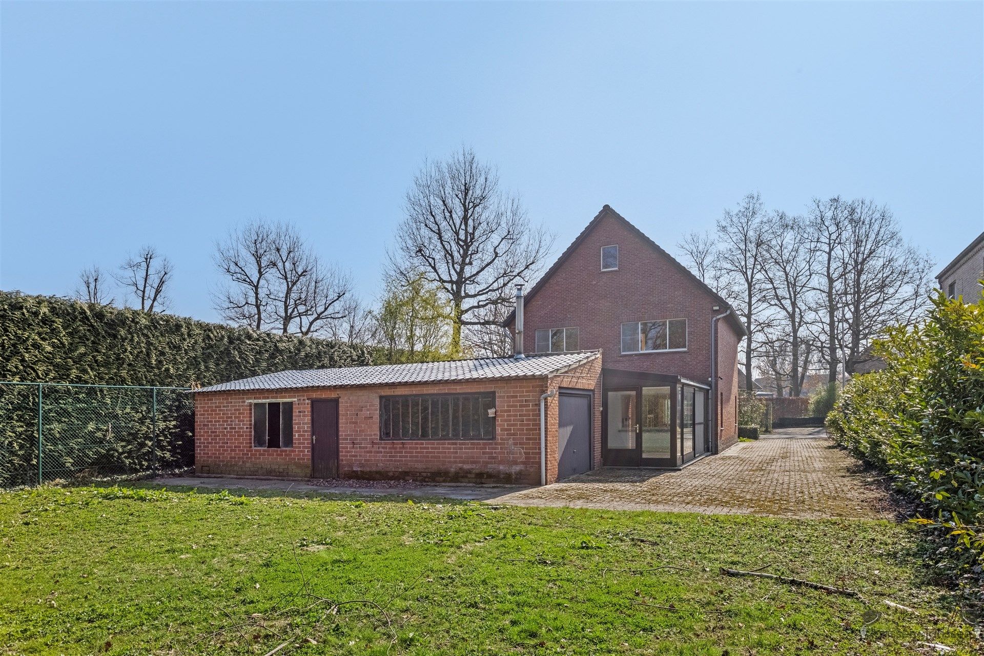 Karaktervolle woning met veel potentieel in het groene Sterrebos!  foto 26