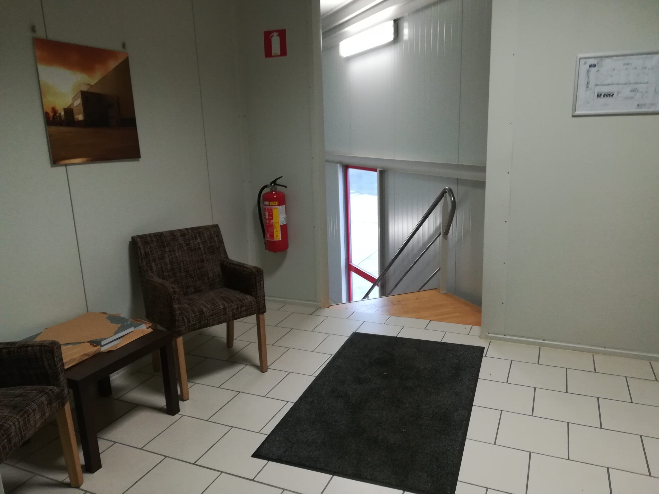 Kantoorruimte (45m2) te Verrebroek foto 2