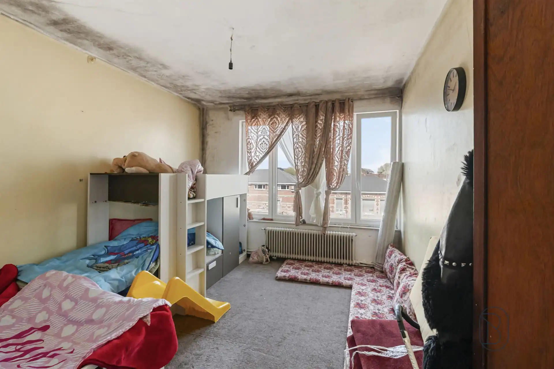 Appartement deux chambres face à la gare foto 4