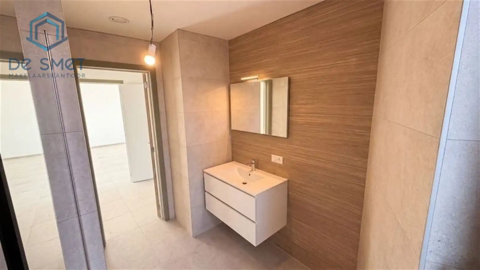 INSTAPKLAAR DAKAPPARTEMENT MET 2 SLAAPKAMERS, ZONNEPANELEN & MOGELIJKHEID TOT EXTRA RUIMTE foto 20