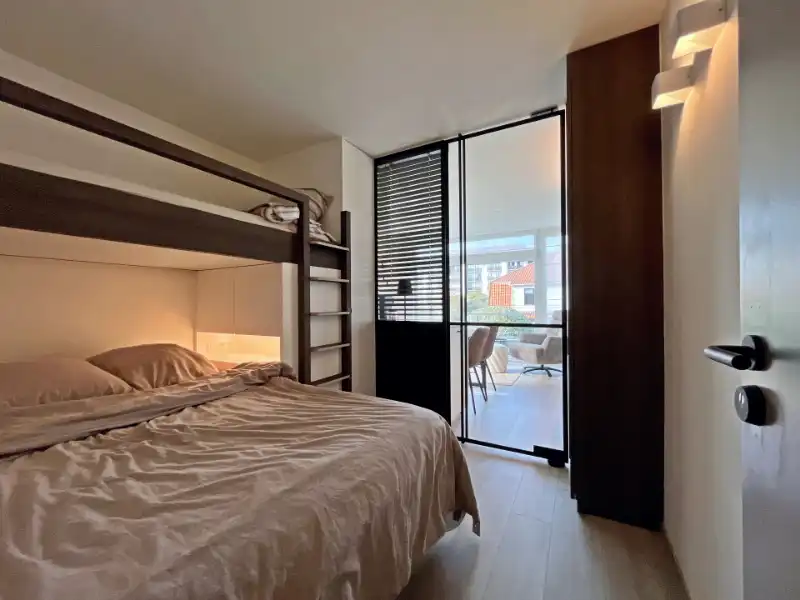 MODERN GERENOVEERDE STUDIO MET APARTE SLAAPHOEK VLAK BIJ DE ZEE EN HET SYCOD foto 18