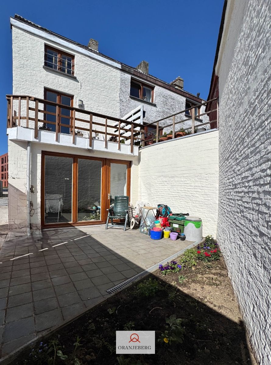 Charmante stadswoning in het hart van Gent foto {{pictureIndex}}