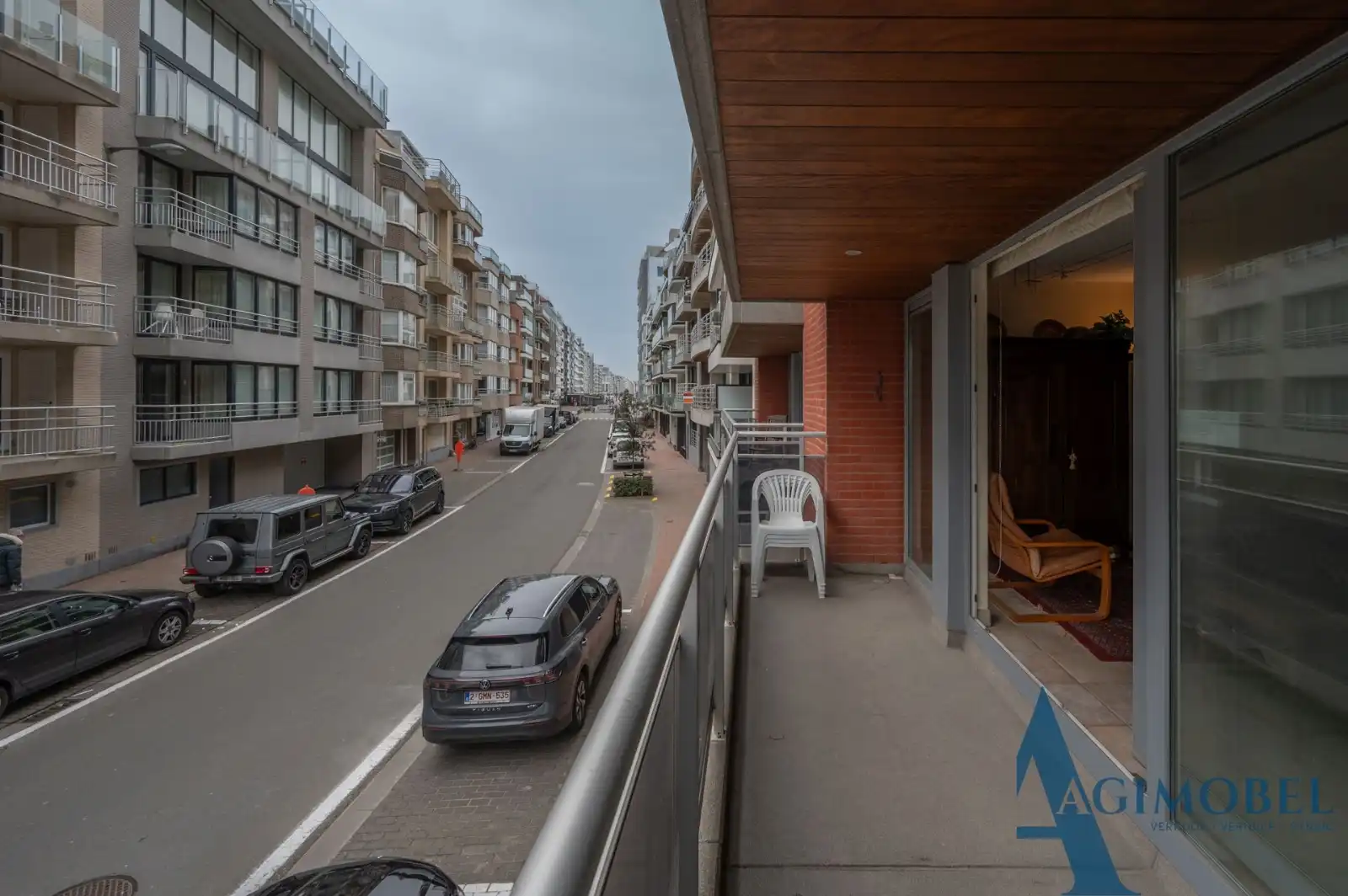 Uitzonderlijk ruim appartement met 4 slaapkamers, veel lichtinval en garage mogelijk vlakbij het Rubensplein! foto 6