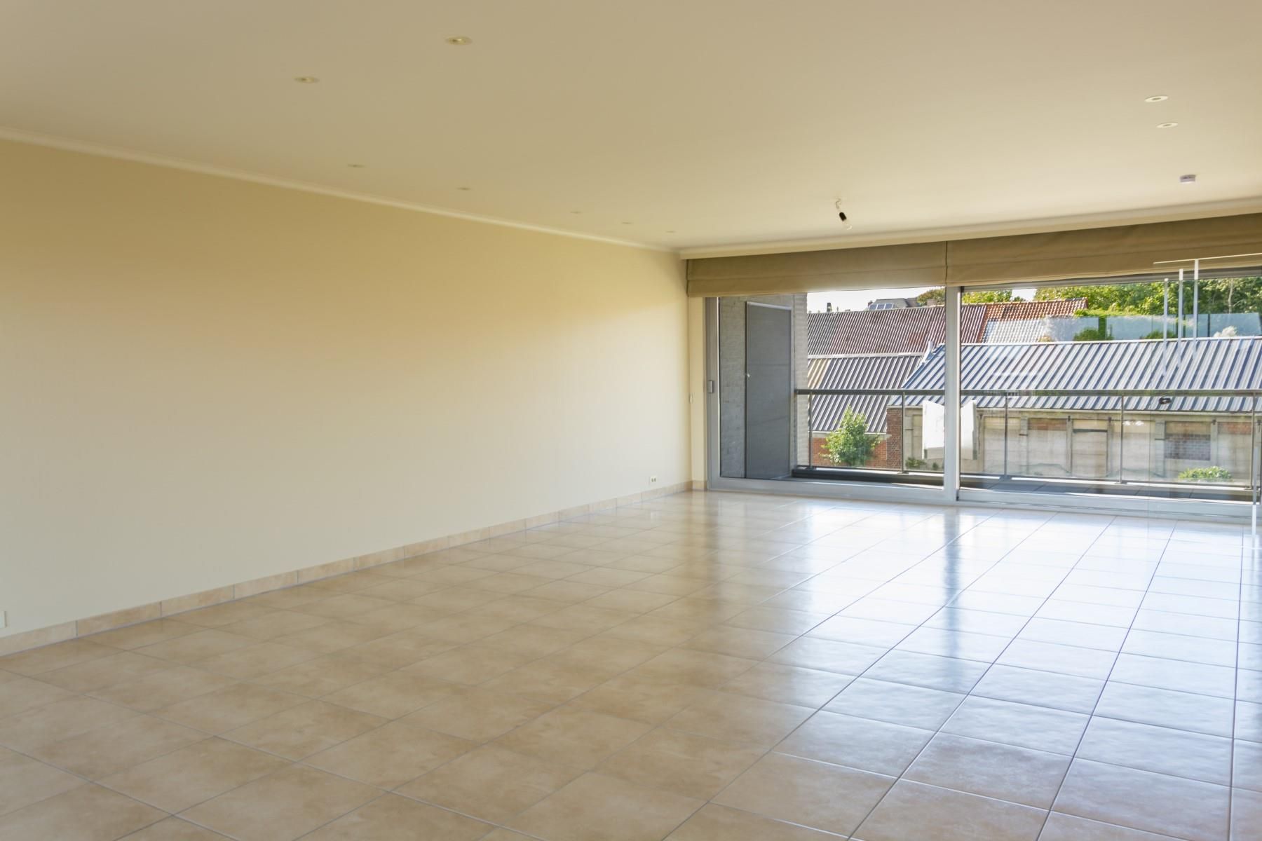 Ruim appartement aan het station met twee terrassen foto 9