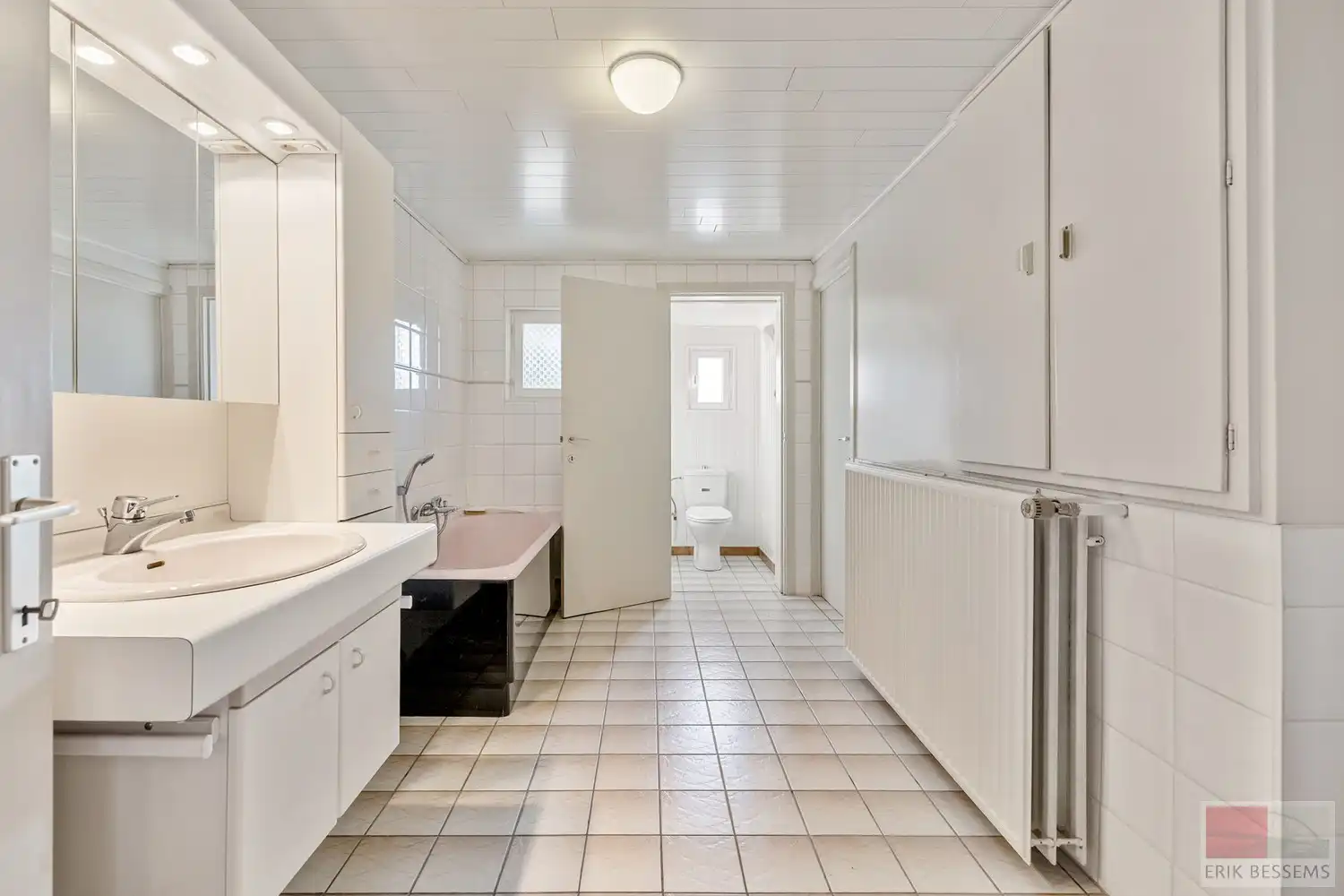 Leuke te renoveren halfopen bebouwing met potentieel en 3 ruime slaapkamers. foto 13