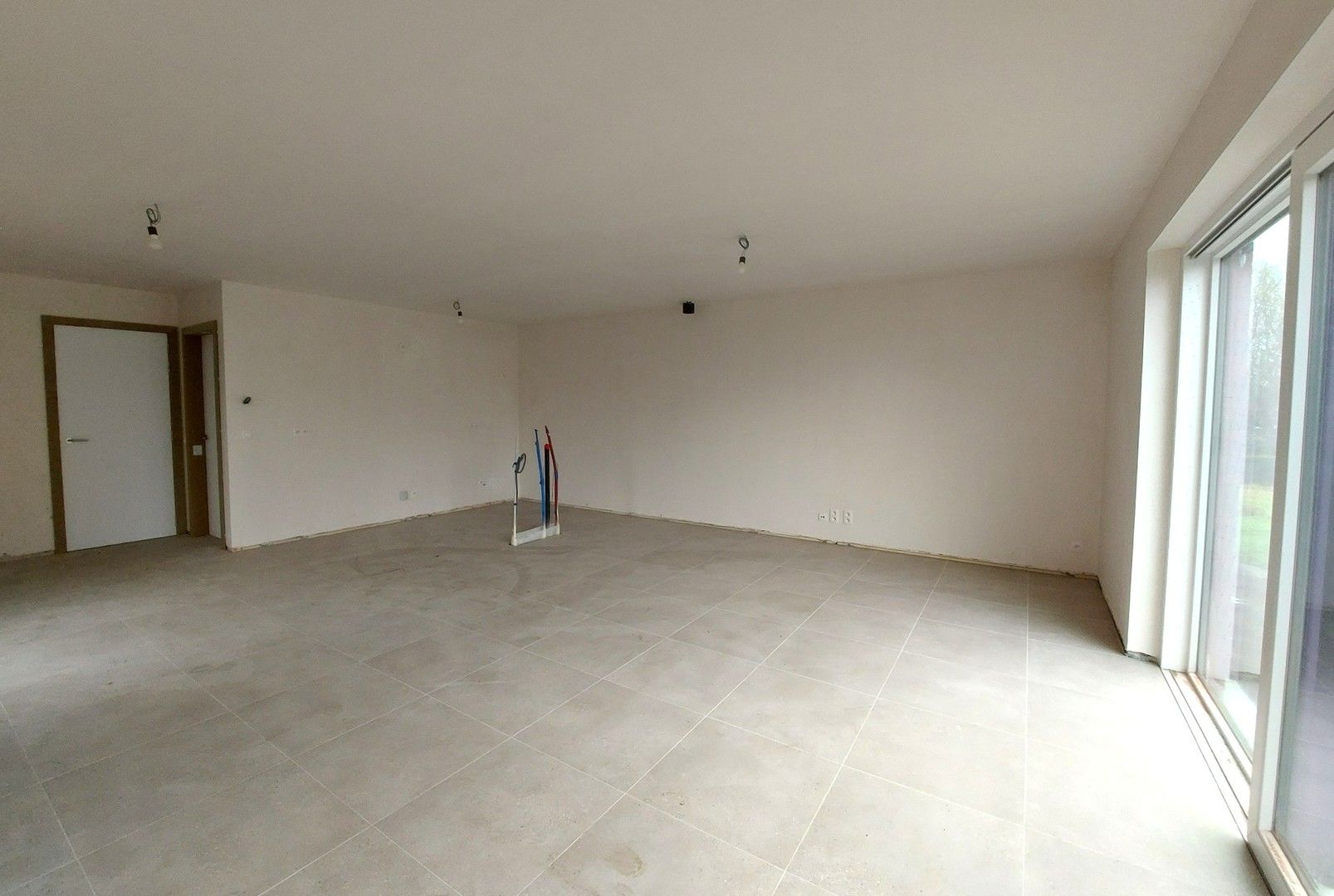 NIEUWBOUW HALFOPEN WONING / 595² / 3 SLPK / GARAGE foto 6