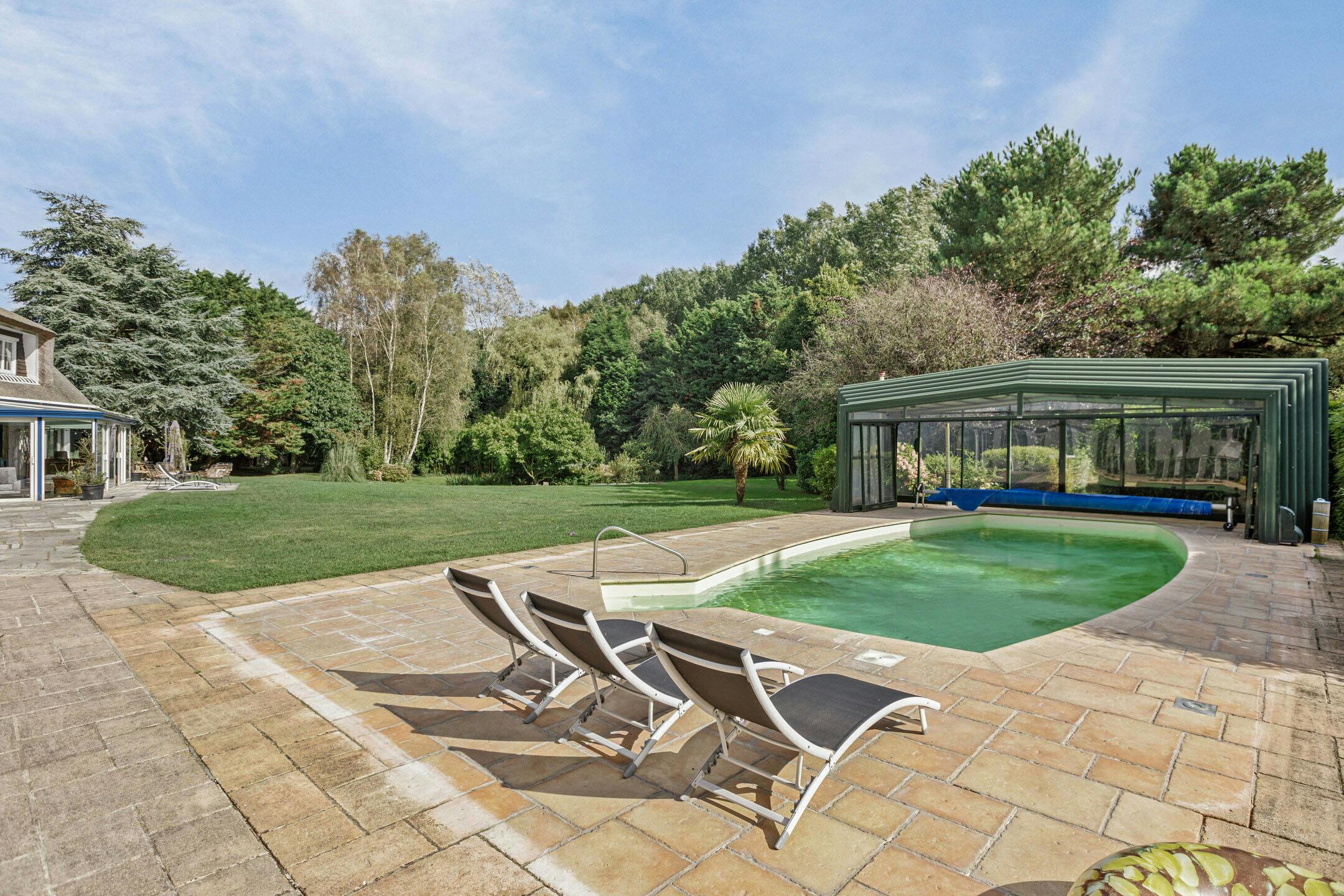 Luxueuze eigendom op ca 1,8ha met zwembad en tennisveld te koop in Gijvelde (Frankrijk). foto 17